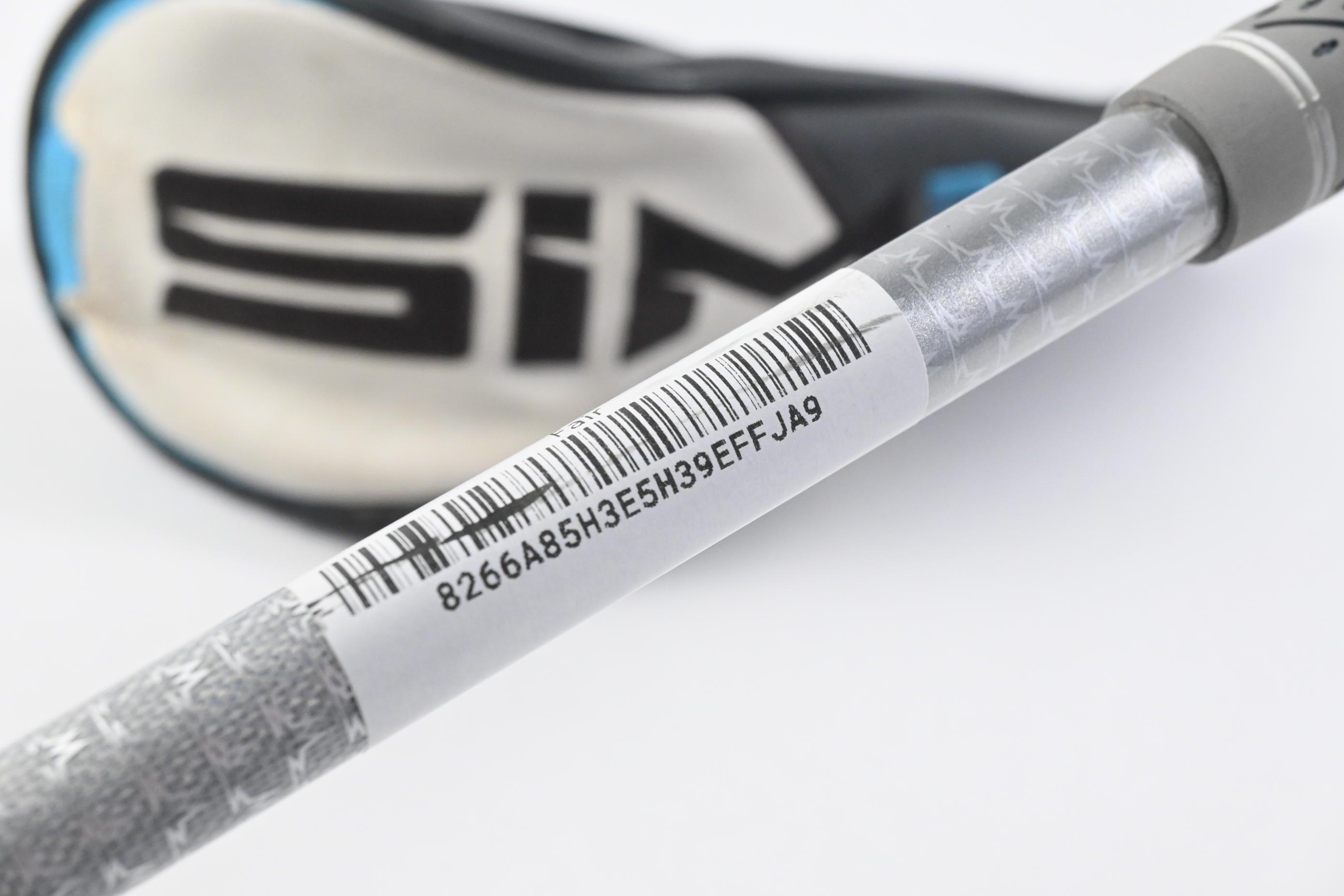 Taylormade SIM2 #2 Hybrid / 17 Degree / Stiff Flex Tensei AV Raw Blue 80 Shaft