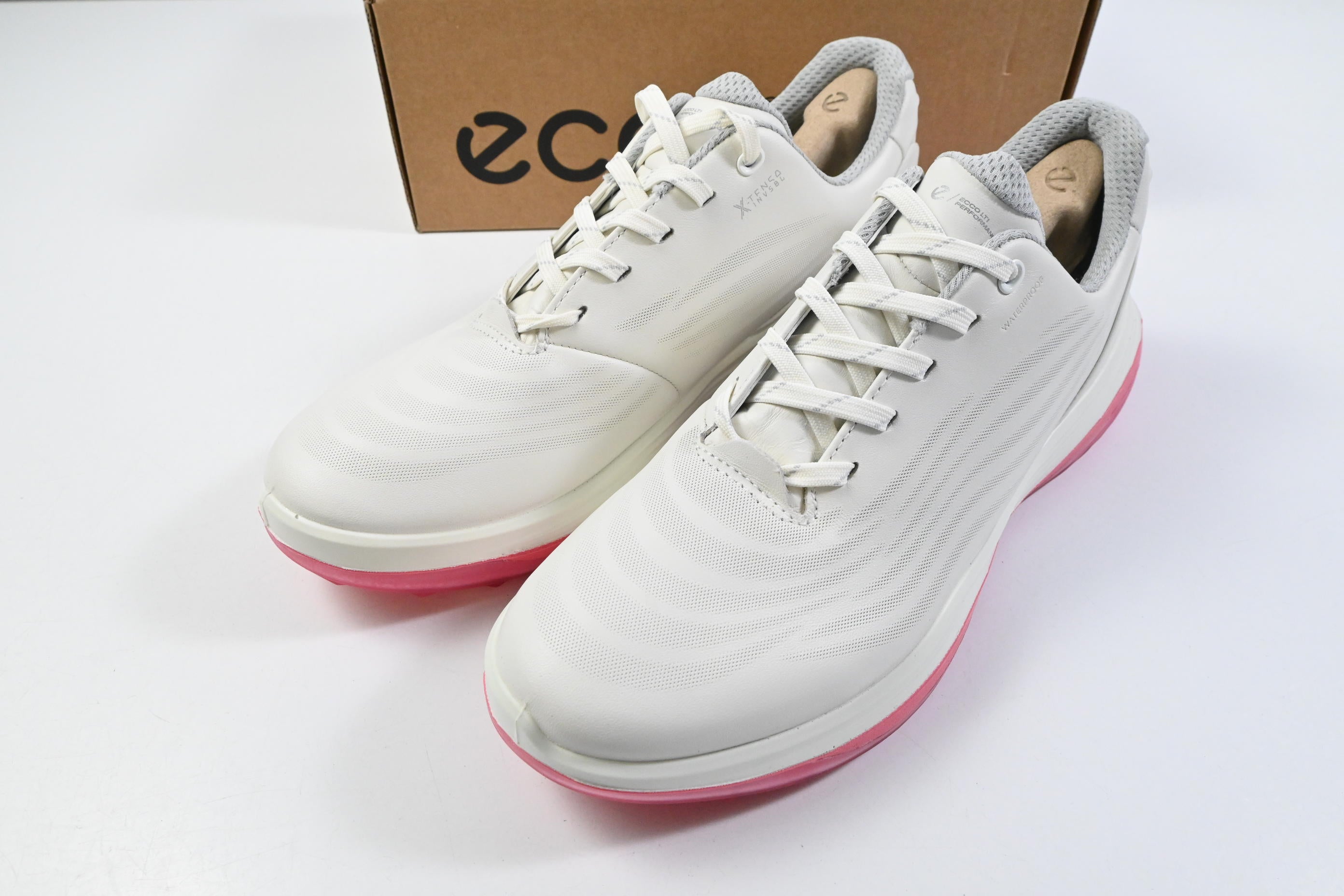Ladies Ecco LT1 Golf Shoes / Size UK 7.5 / White, Pink