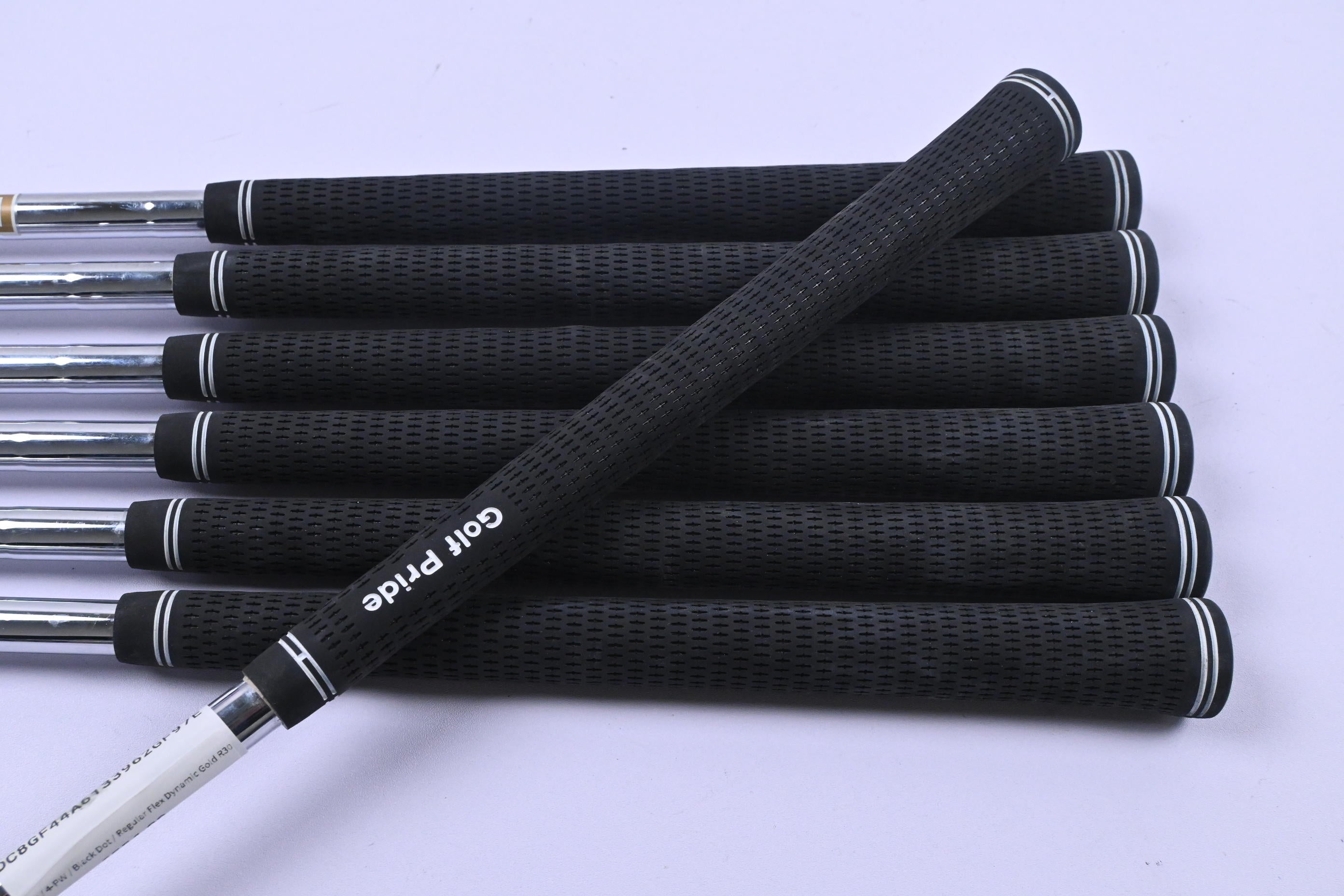 Ping I230 Irons / 4-PW / Black Dot / Regular Flex Dynamic Gold R300 105 Shafts