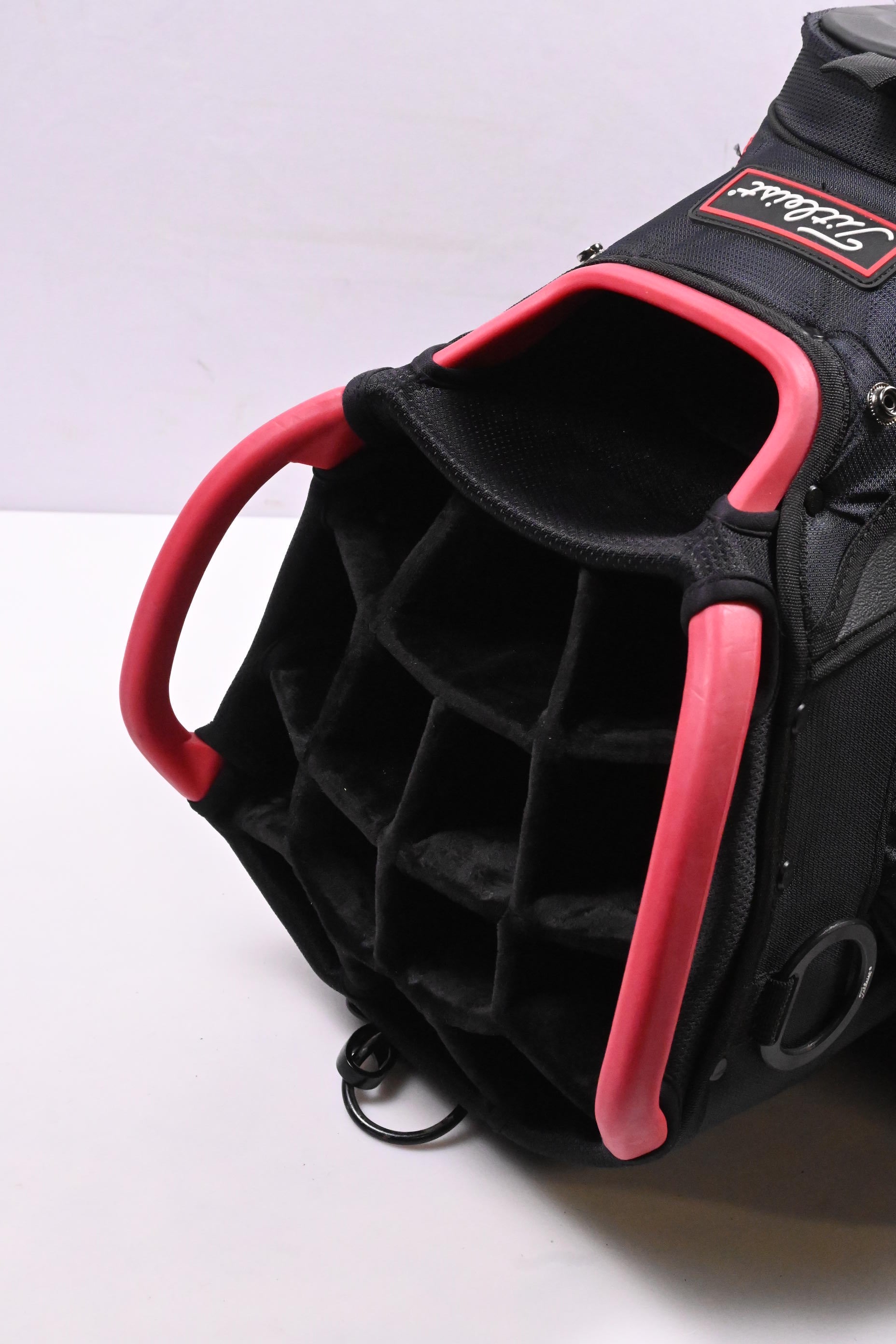 Titleist Cart 15 Cart Bag / 15-Way Divider / Black, Red