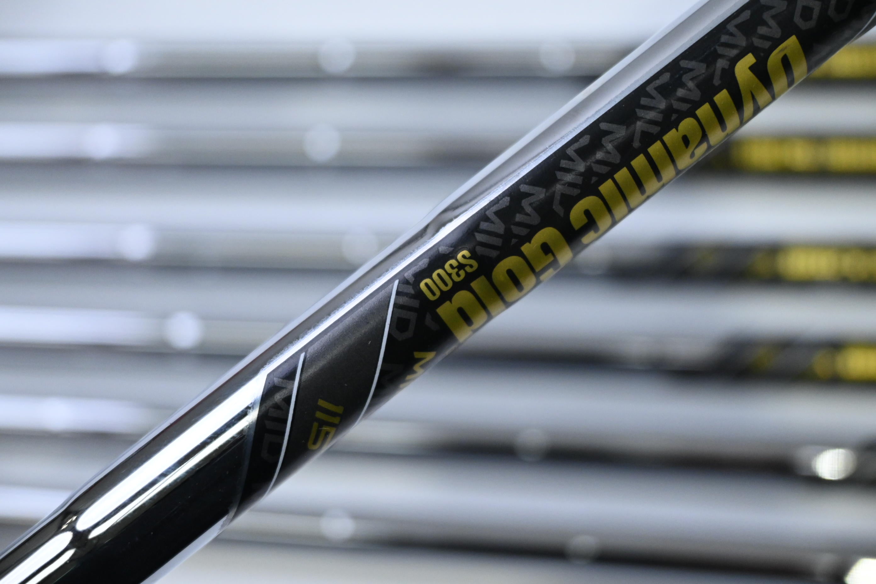 Wilson Staff Model 2024 CB Irons / 4-PW / Stiff Flex Dynamic Gold Mid 115 S300