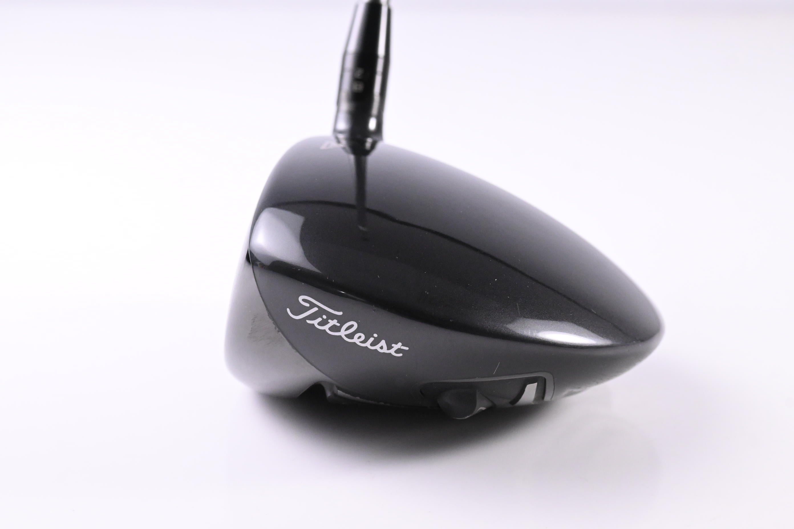 Left Hand Titleist 917 D3 Driver / 8.5 Degree / Stiff Flex Aldila Rogue M-AX 65