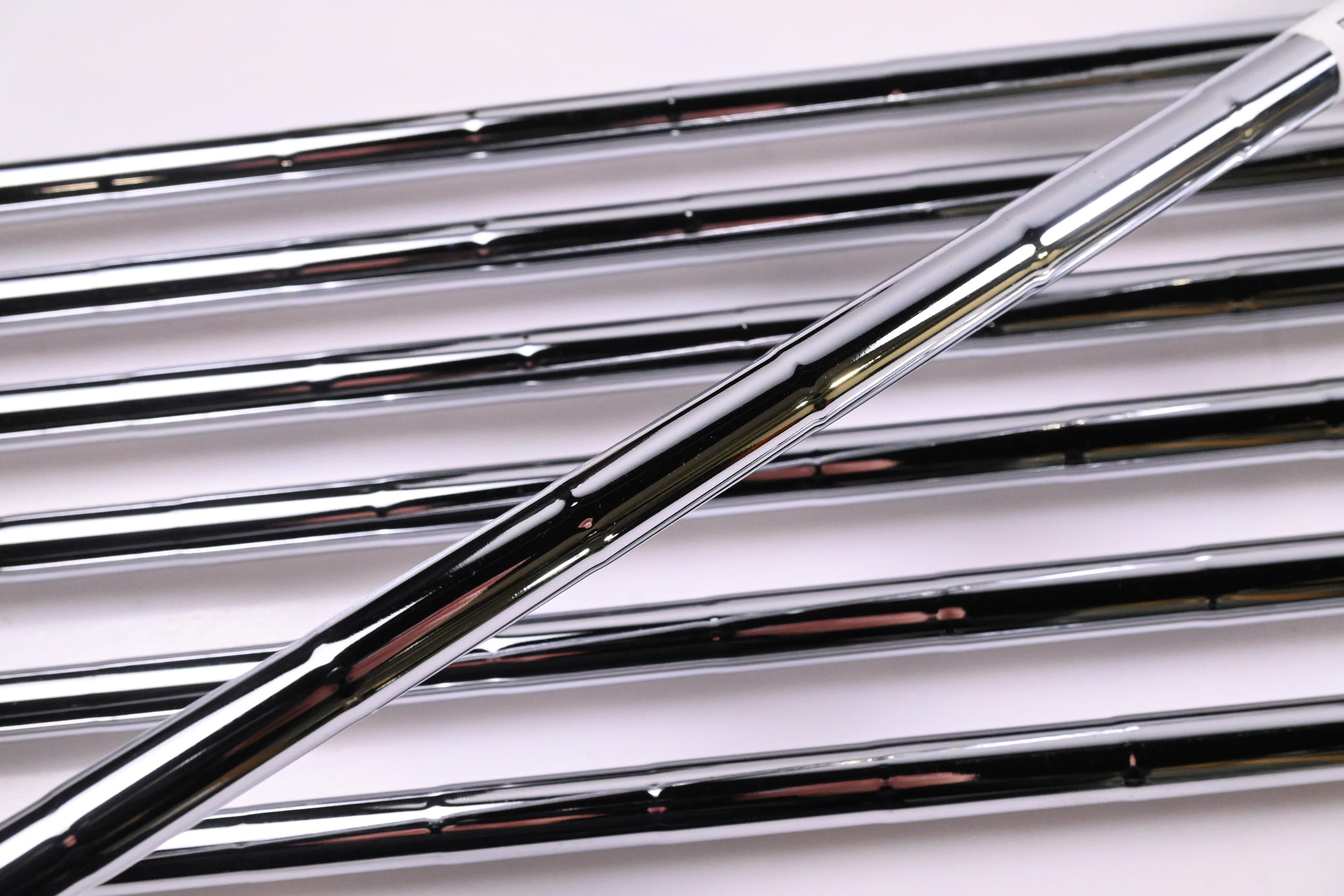 Taylormade SIM Max Irons / 5-PW+SW / Regular Flex Steel Shafts