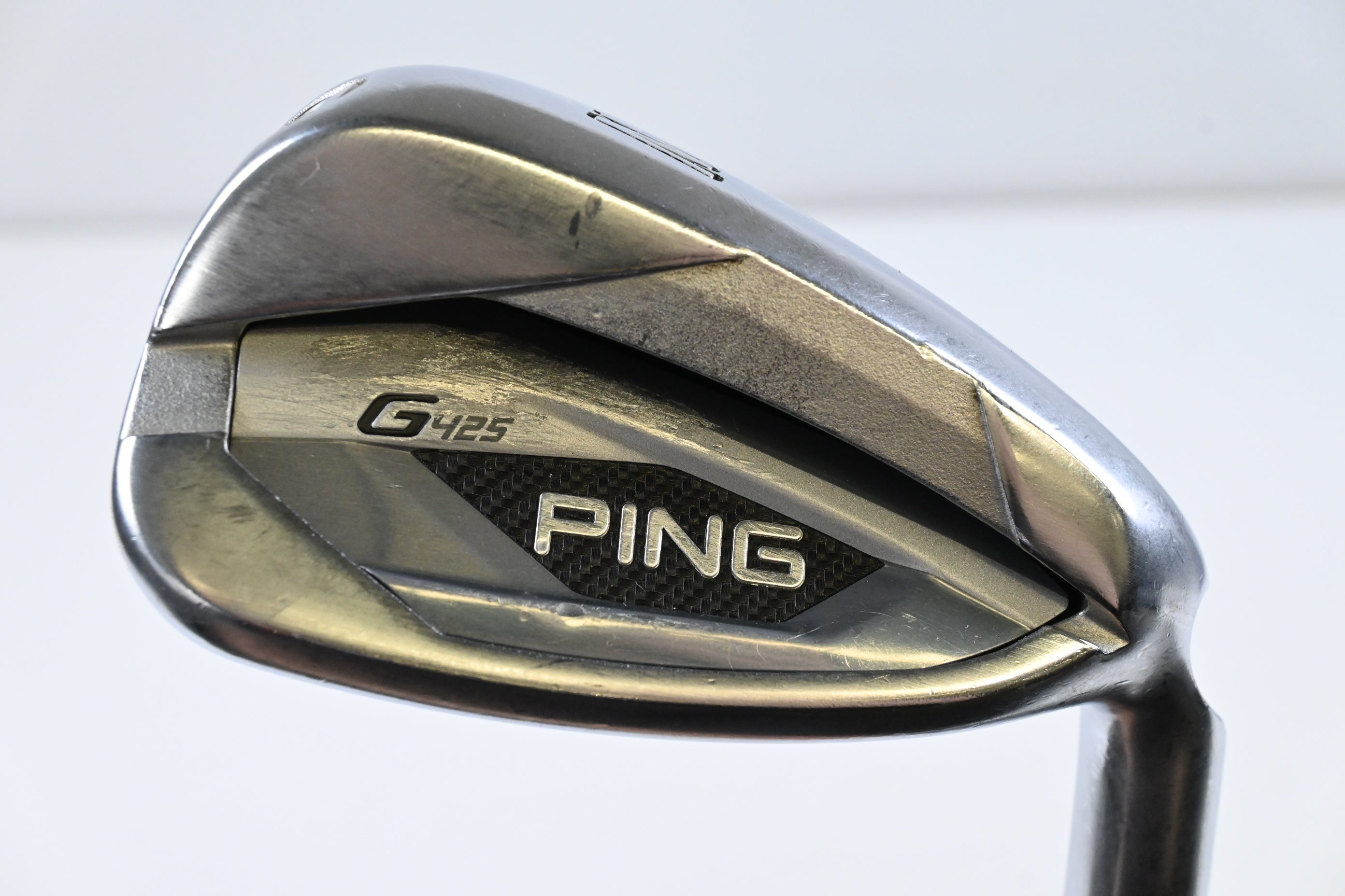 Ping G425 Pitching Wedge / 44.5 Degree / Black Dot / Regular Flex Dynamic Gold