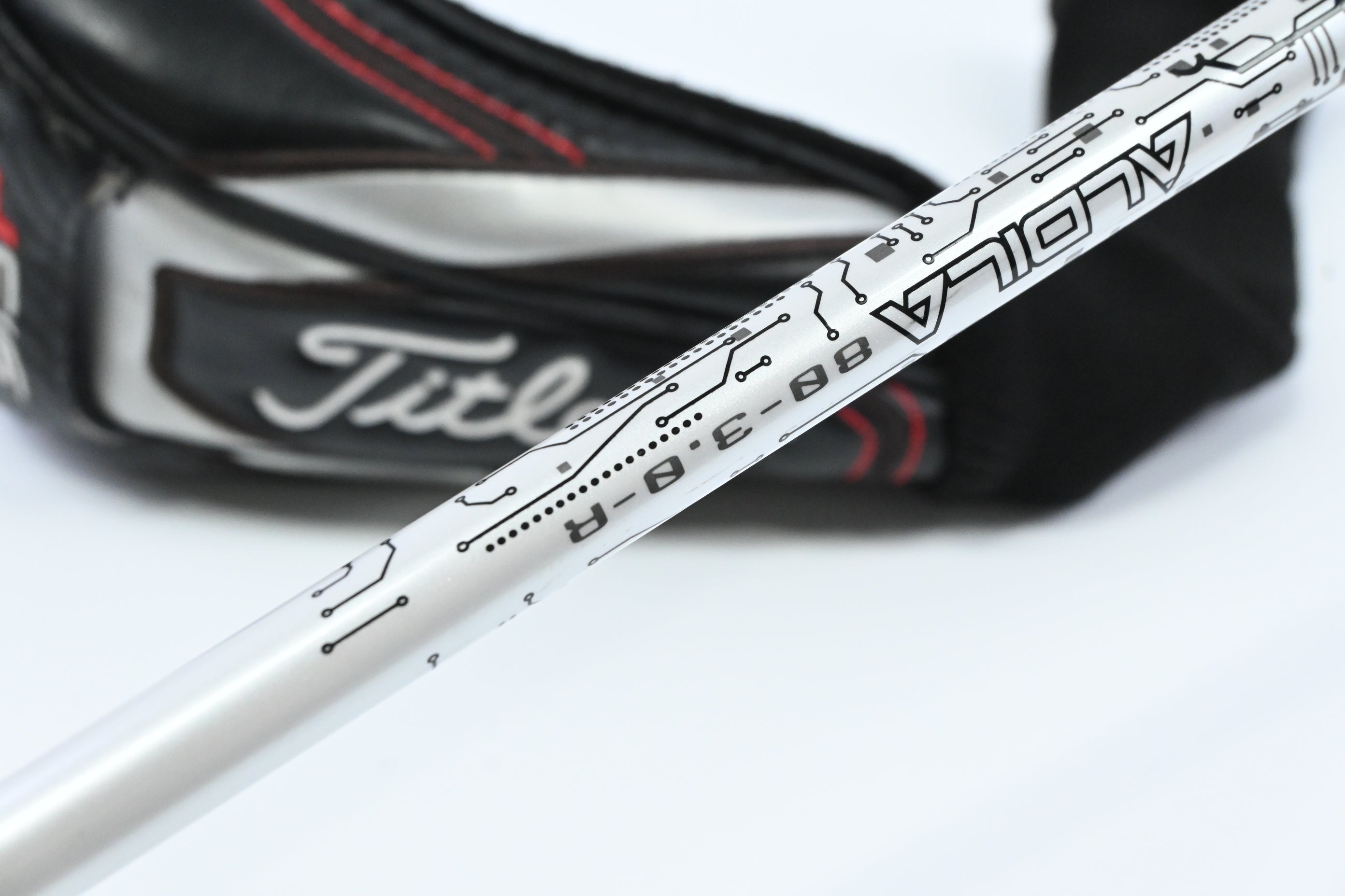 Titleist 915 F #3 Wood / 15 Degree / Regular Flex Aldila Rogue MSI 95 Shaft