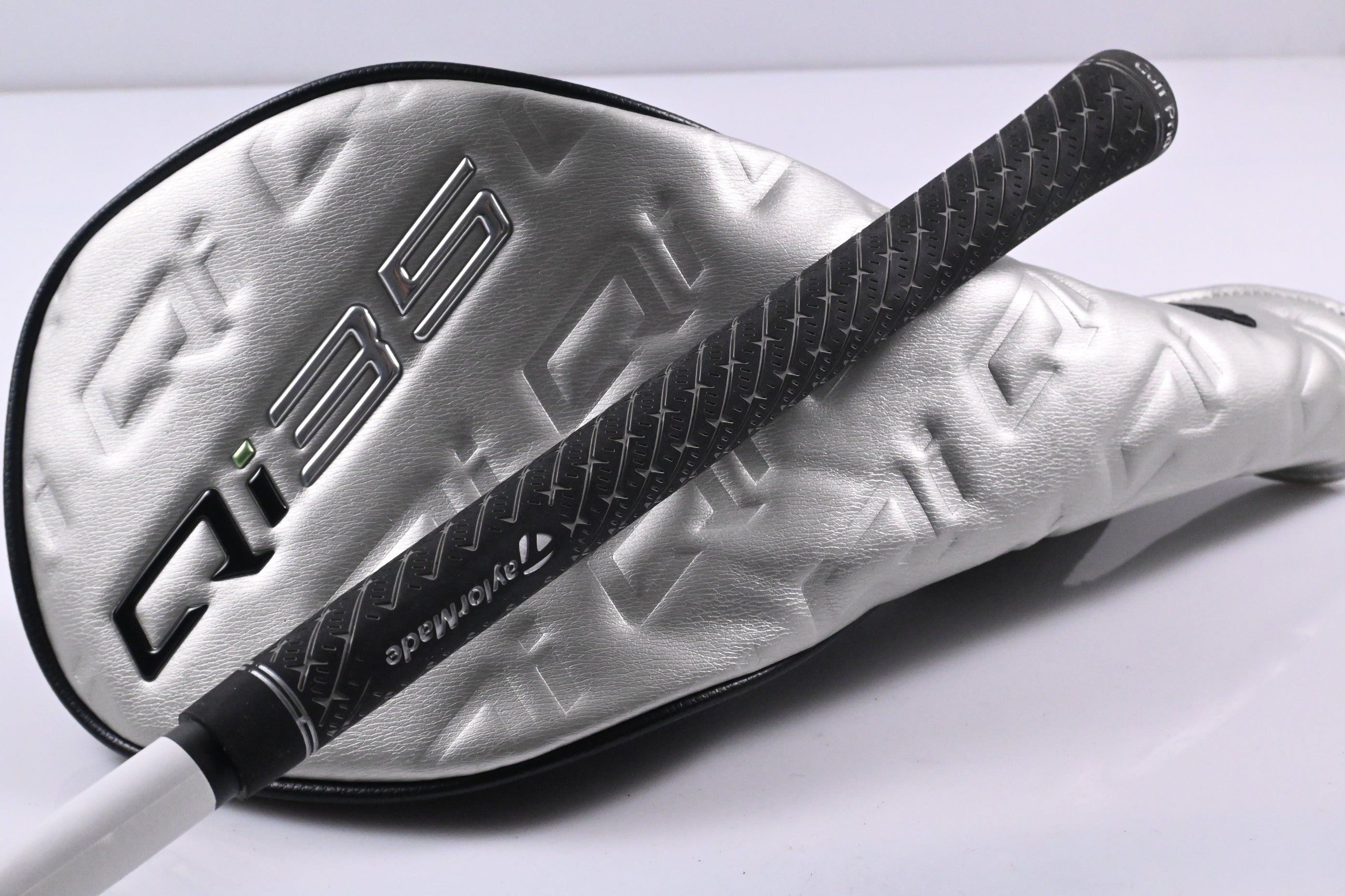 Taylormade Qi35 Max Driver / 10.5 Degree / Stiff Flex Air Speeder 50 Shaft