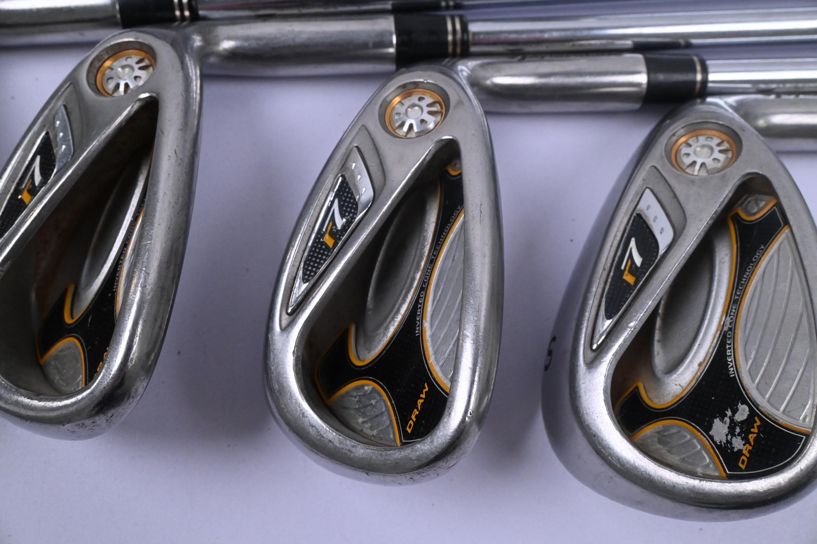 Taylormade R7 Draw Irons / 3-PW+GW+SW / Regular Flex Taylormade T-Step 90 Shafts