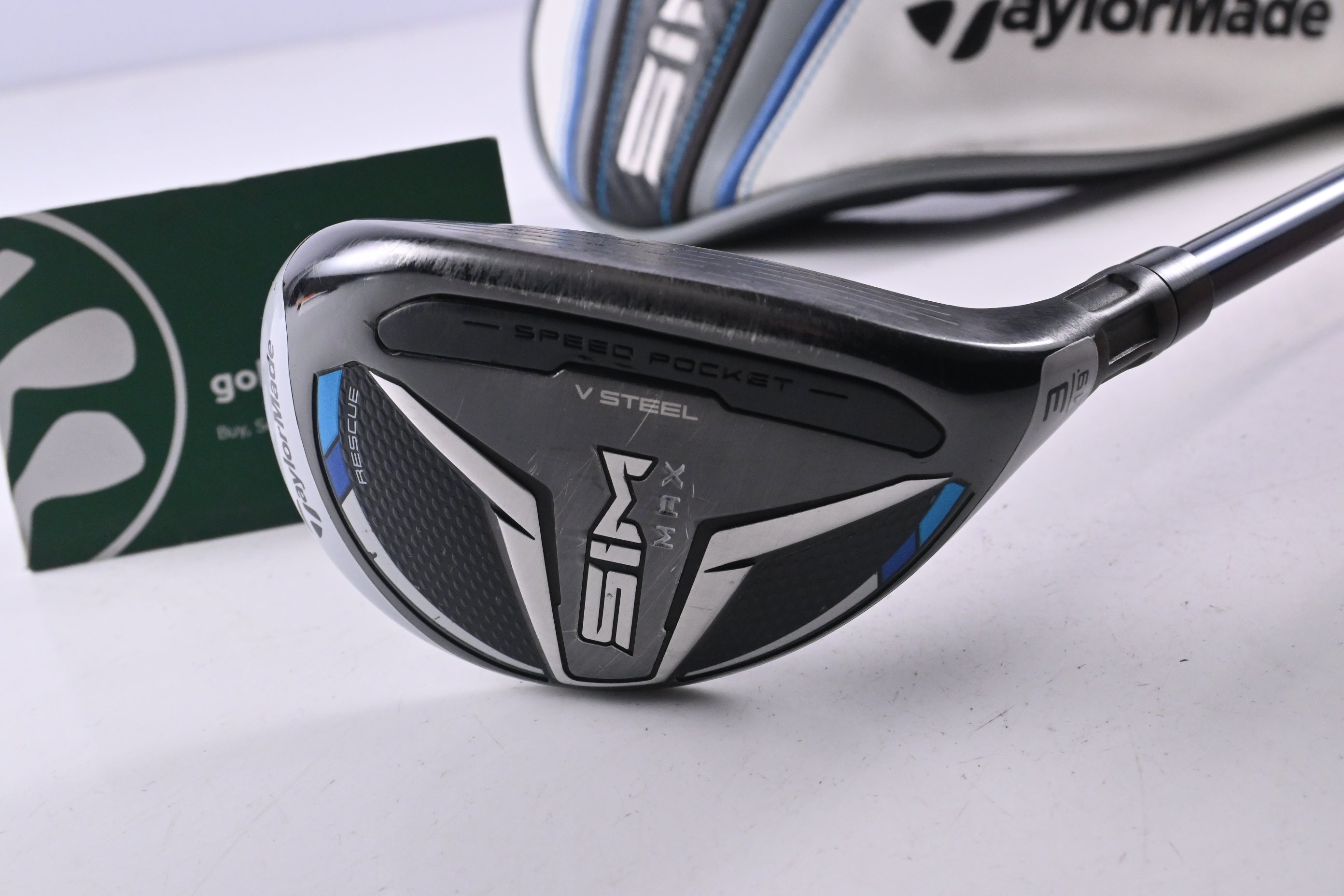 Taylormade SIM Max #3 Hybrid / 19 Degree / Stiff Flex Fujikura Ventus Blue 7