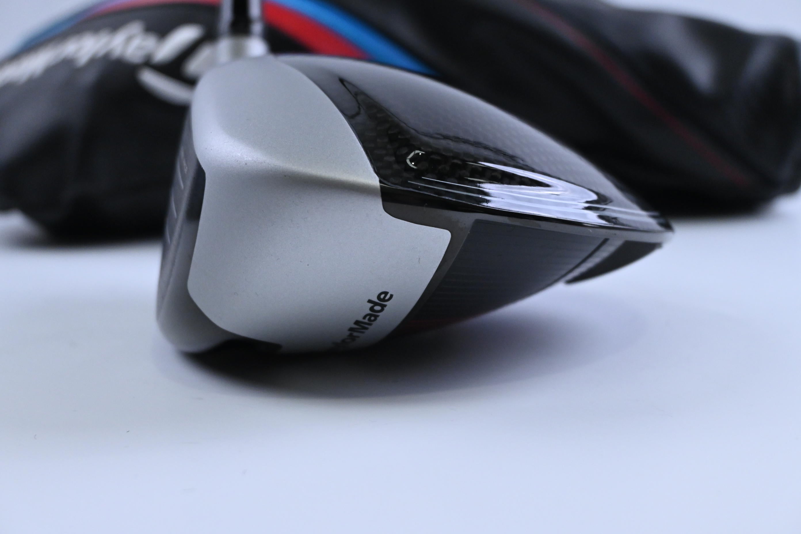 Left Hand Taylormade M4 Driver / 10.5 Degree / Regular Flex Fujikura Atmos Red 5