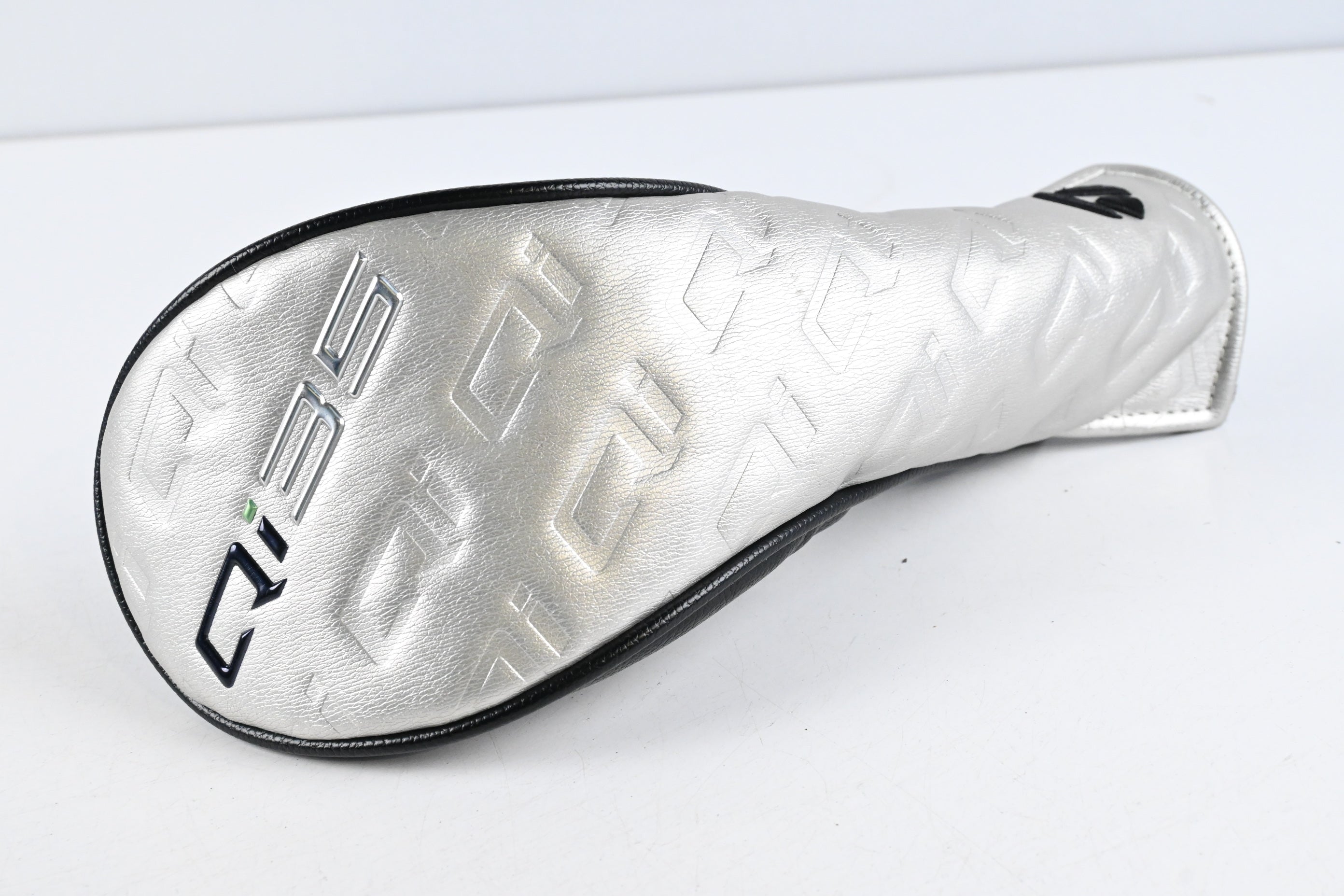 Taylormade Qi35 #5 Wood / 18 Degree / Regular Flex Fujikura Ventus Blue 5 Shaft