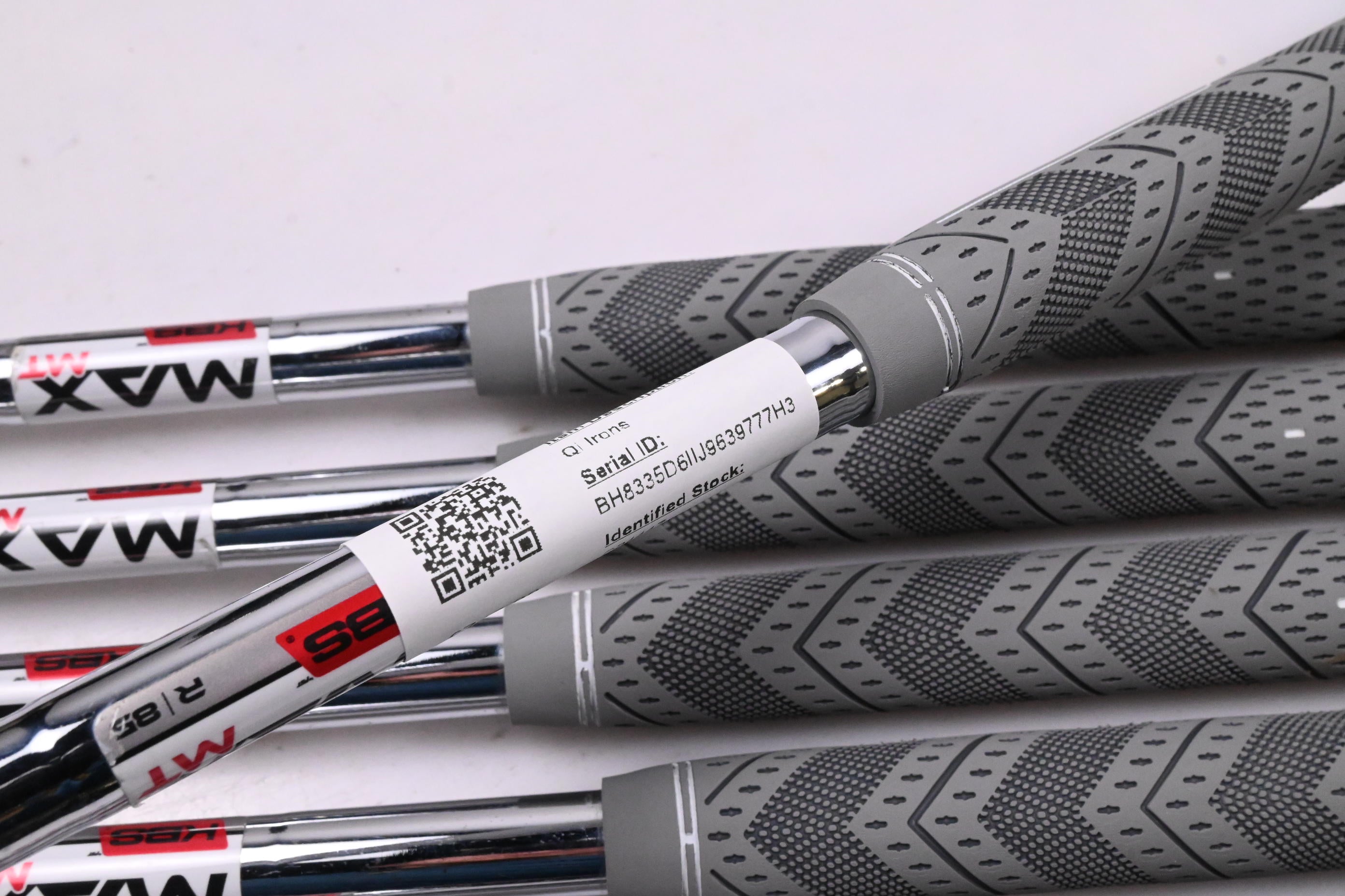 Taylormade Qi Irons / 5-PW+GW+SW / Regular Flex KBS MAX MT 85 Shafts