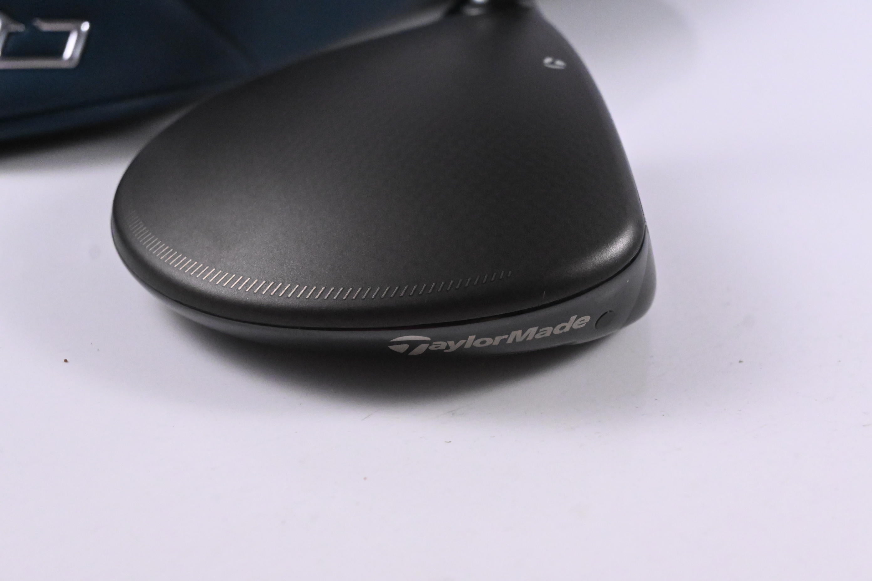 Taylormade Qi4D Max Lite #3 Wood / 15 Degree / Regular Flex Reax 55 Shaft