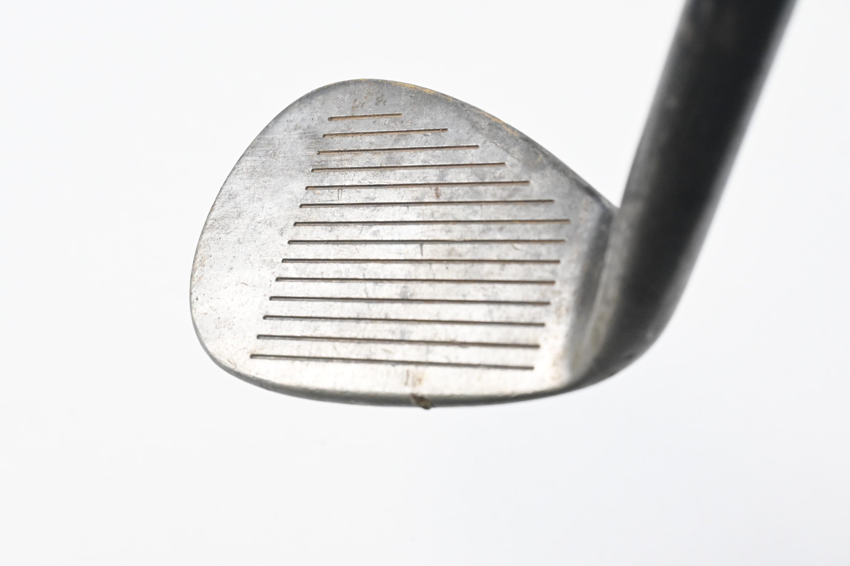 Mizuno MP Series Sand Wedge / 56 Degree / Regular Flex Dynamic Gold R300