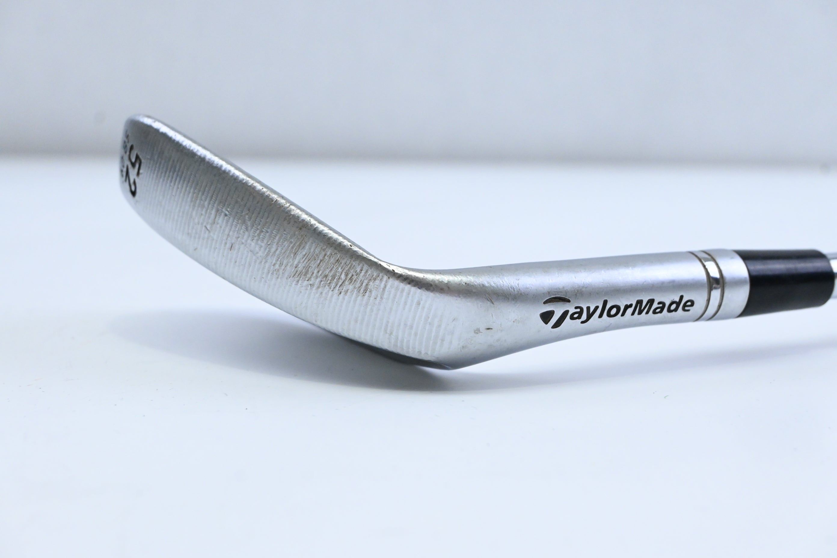 Taylormade Milled Grind 3 Gap Wedge / 52 Degree / Stiff Flex Dynamic Gold S200