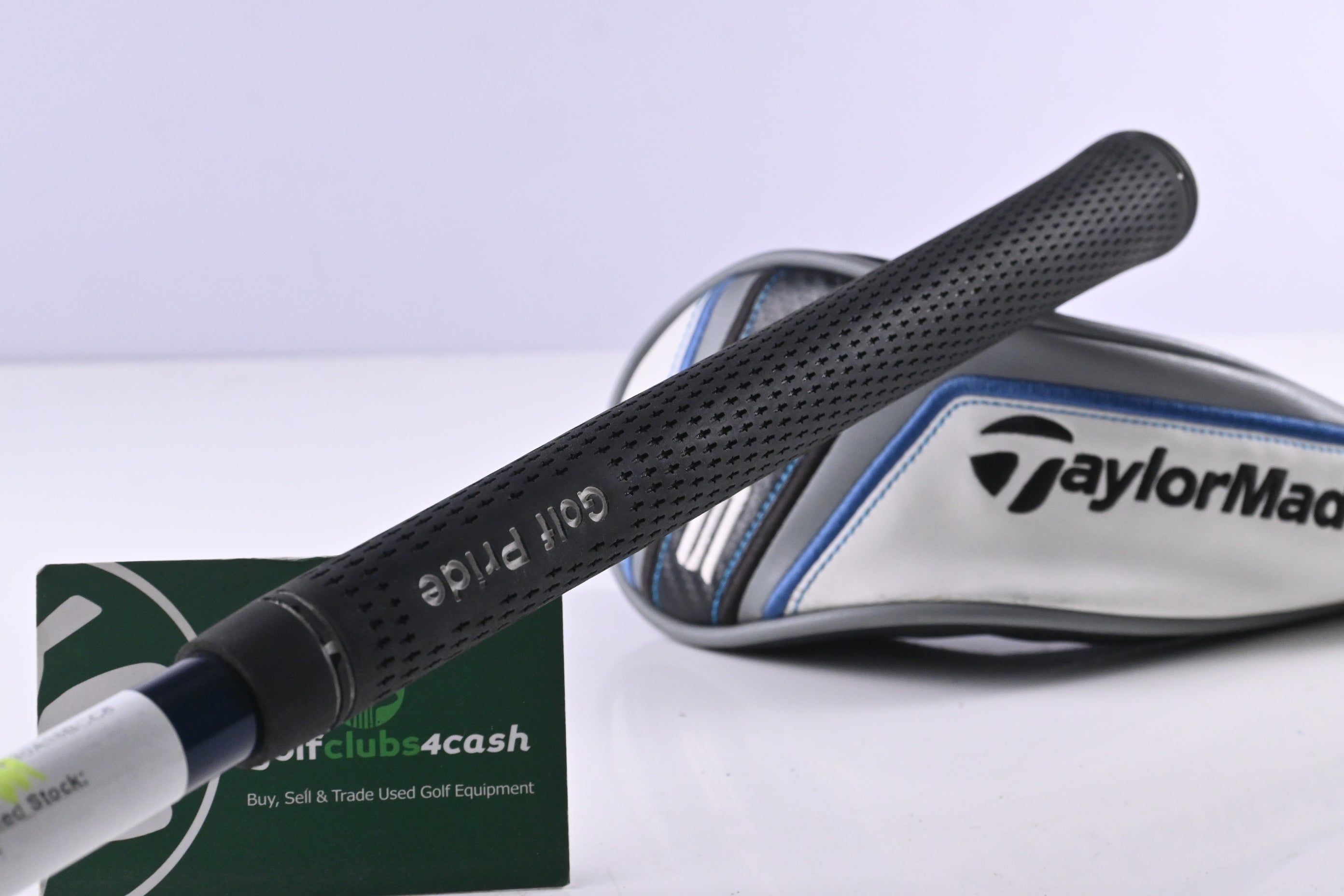 Taylormade SIM Max #3 Hybrid / 19 Degree / Stiff Flex Fujikura Ventus Blue 7