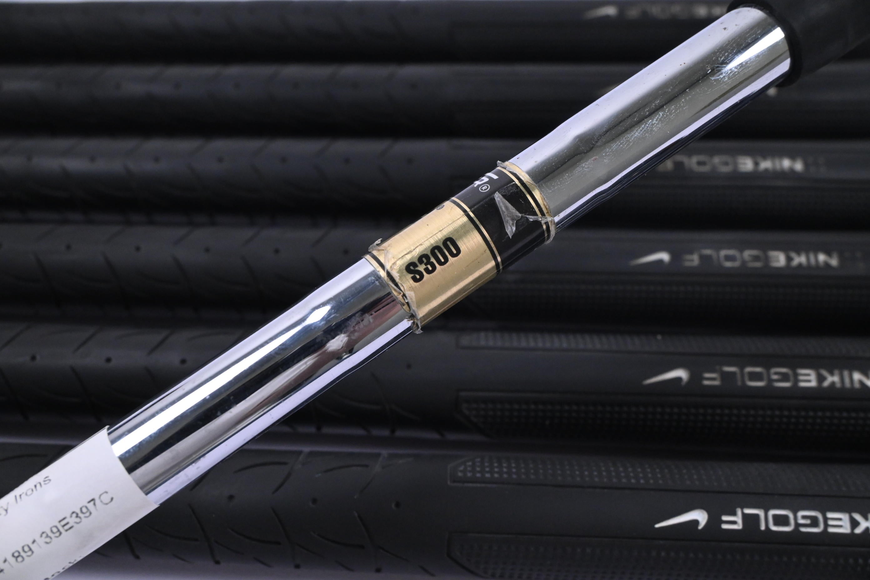 Nike VR Full Cavity Irons / 3-9 Iron / Stiff Flex Dynamic Gold 300 Shafts