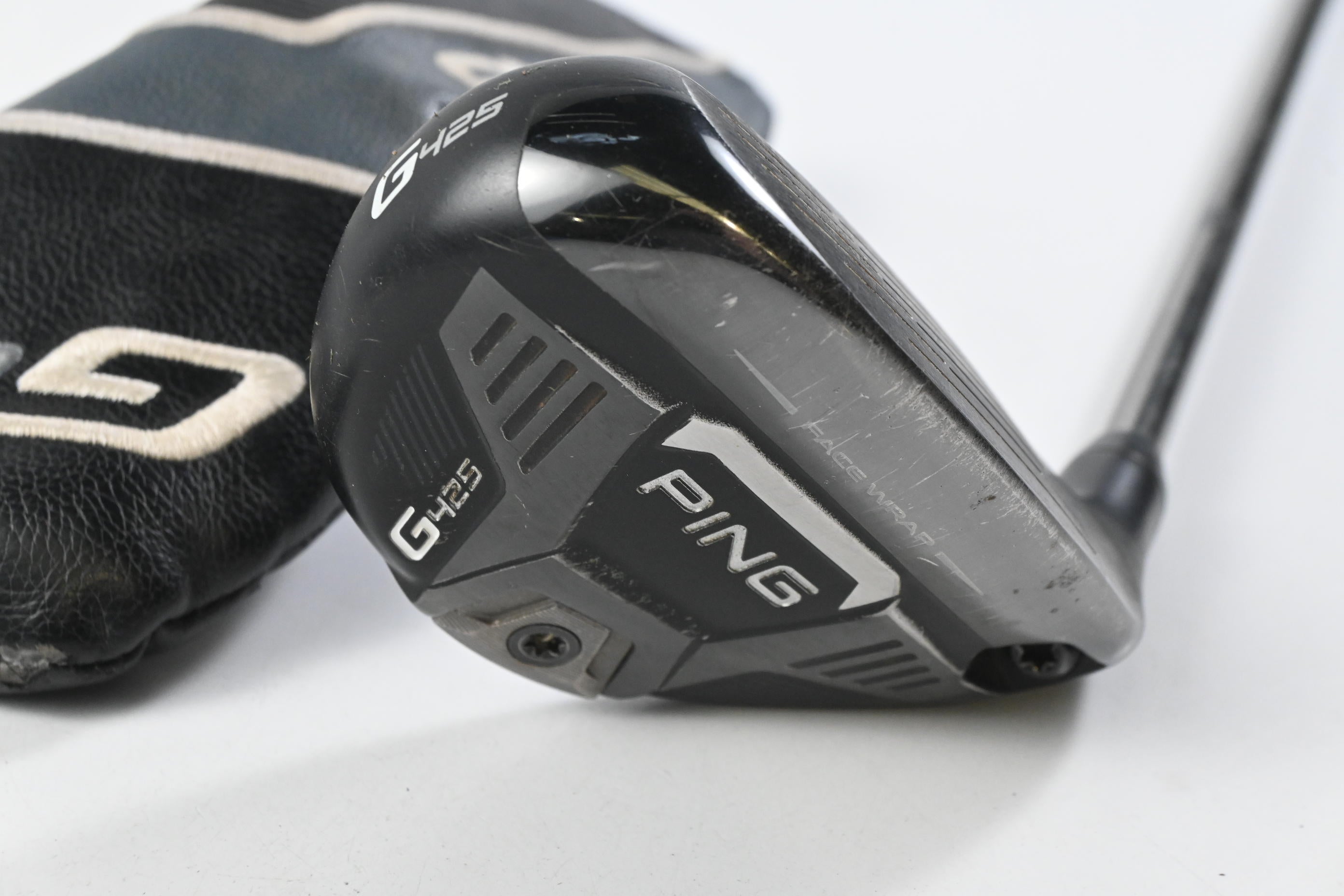 Ping G425 #4 Hybrid / 22 Degree / Regular Flex Ping Tour Chrome 85 Shaft