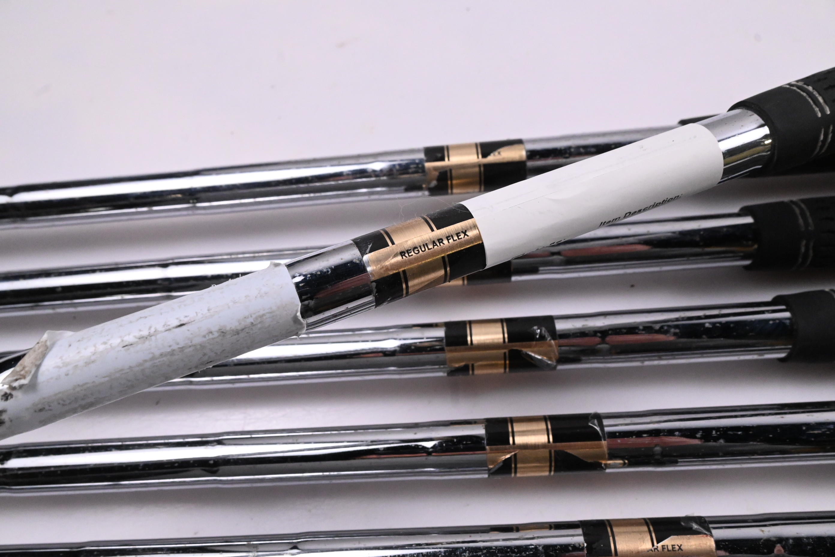 Cleveland CG16 Black Pearl Irons / 4-PW / Regular Flex Cleveland 85 Shafts