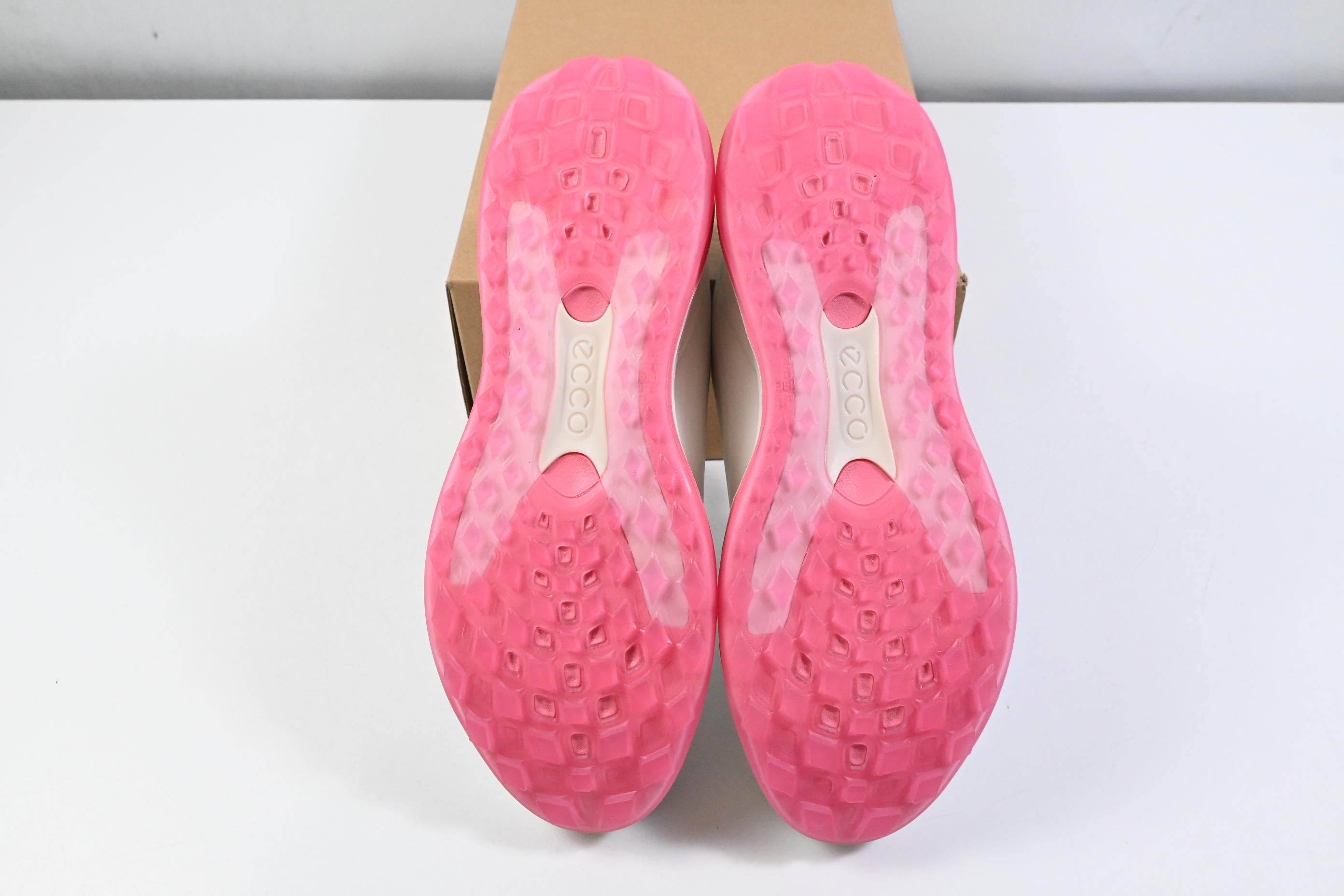 Ladies Ecco LT1 Golf Shoes / Size UK 6.5-7 / White, Pink
