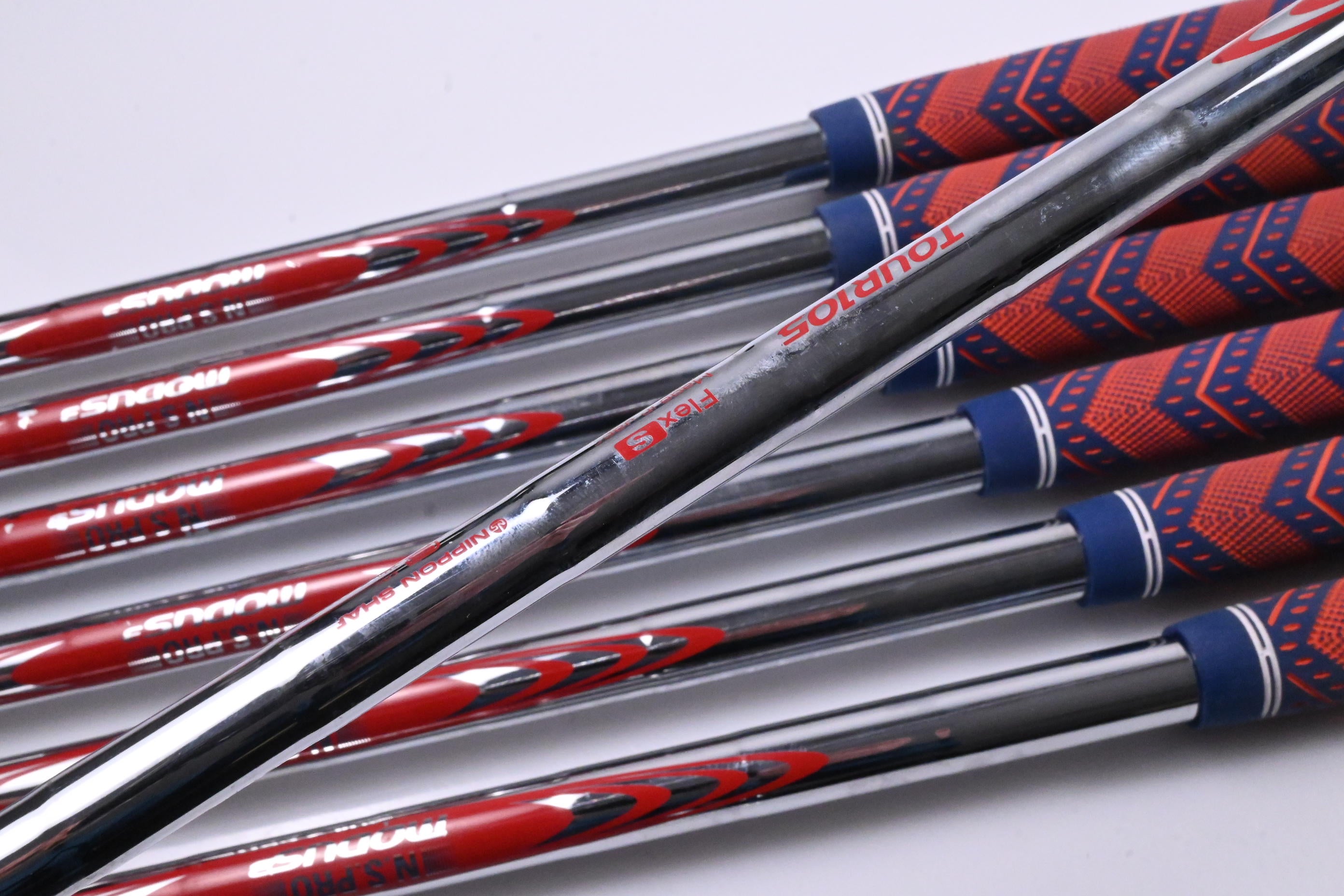 Mizuno JPX 923 Hot Metal Irons / 6-PW+GW+SW / Stiff Flex N.S.Pro Modus³ Tour 105