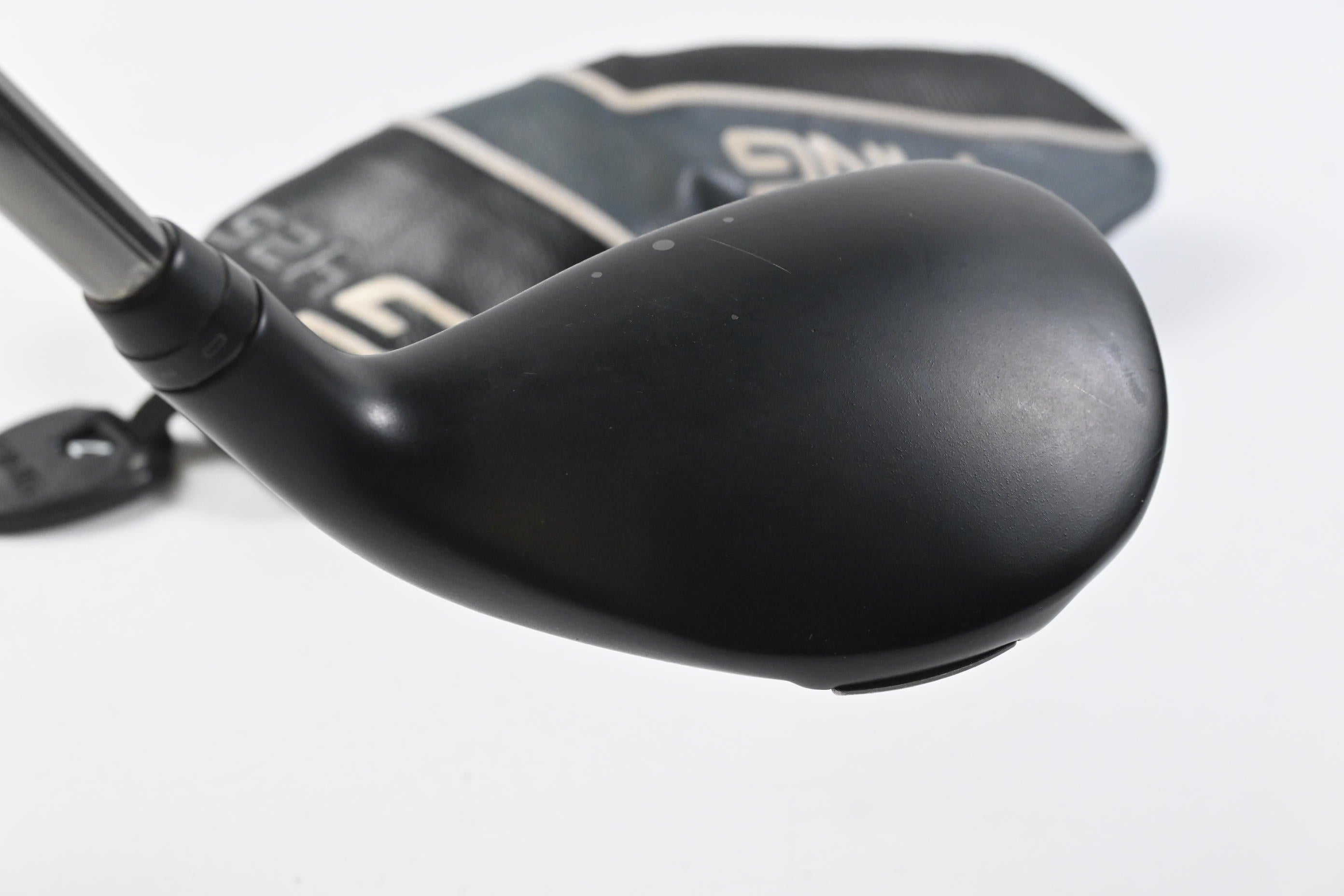 Ping G425 #4 Hybrid / 22 Degree / Regular Flex Ping Tour Chrome 85 Shaft
