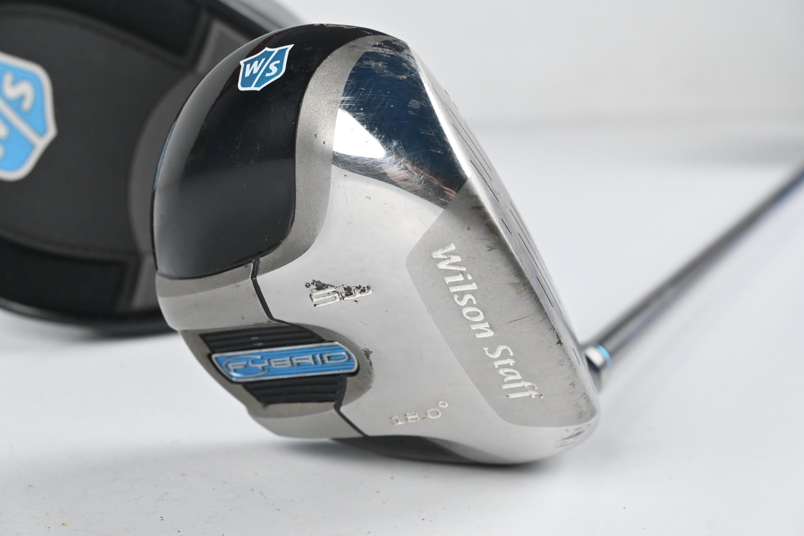 Ladies Wilson Staff Fybrid HS #5 Wood / 18 Degree / Ladies Flex UST AXIV Core