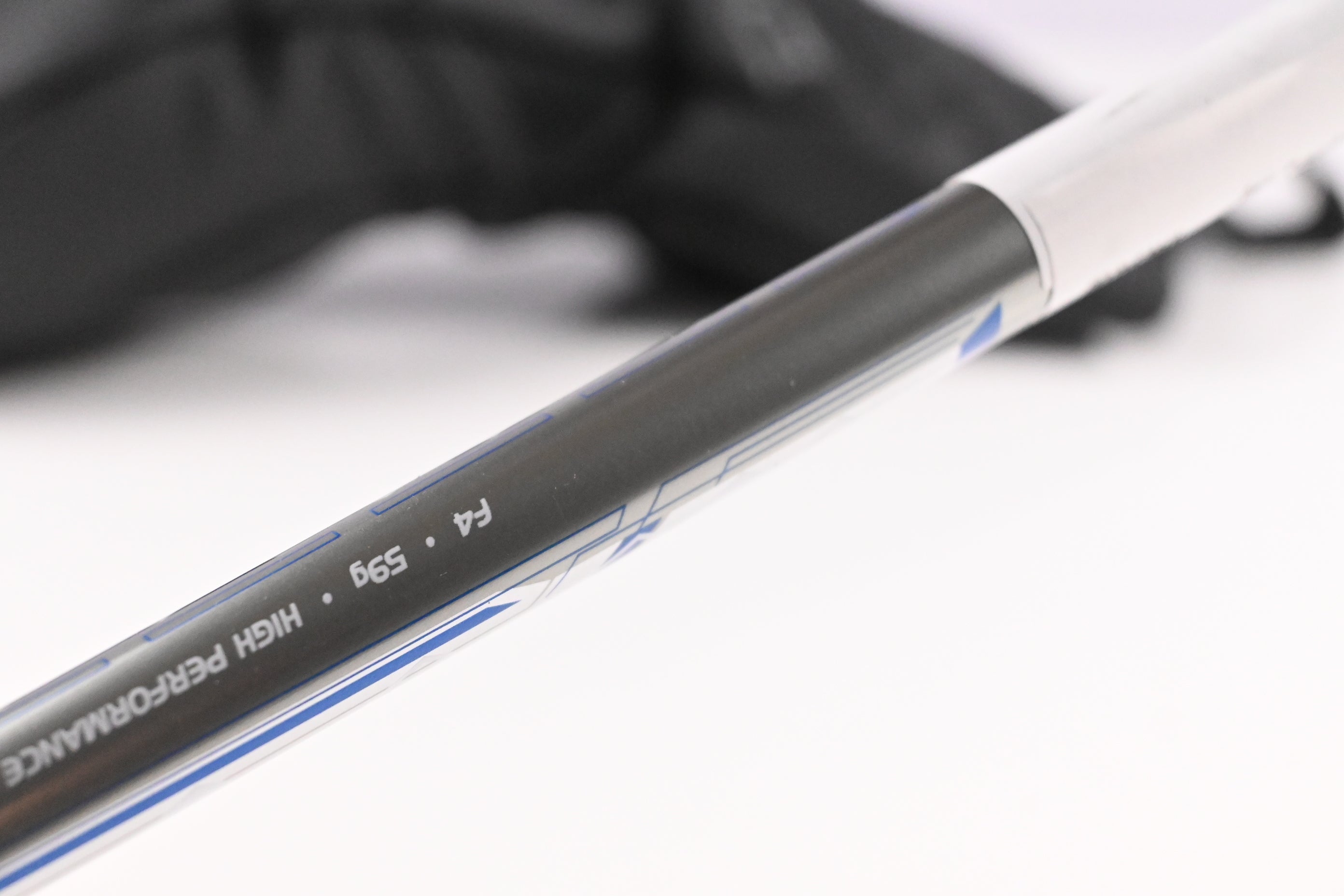 Cobra DS-Adapt LS Driver / 9 Degree / Stiff Flex Helium 59g Shaft