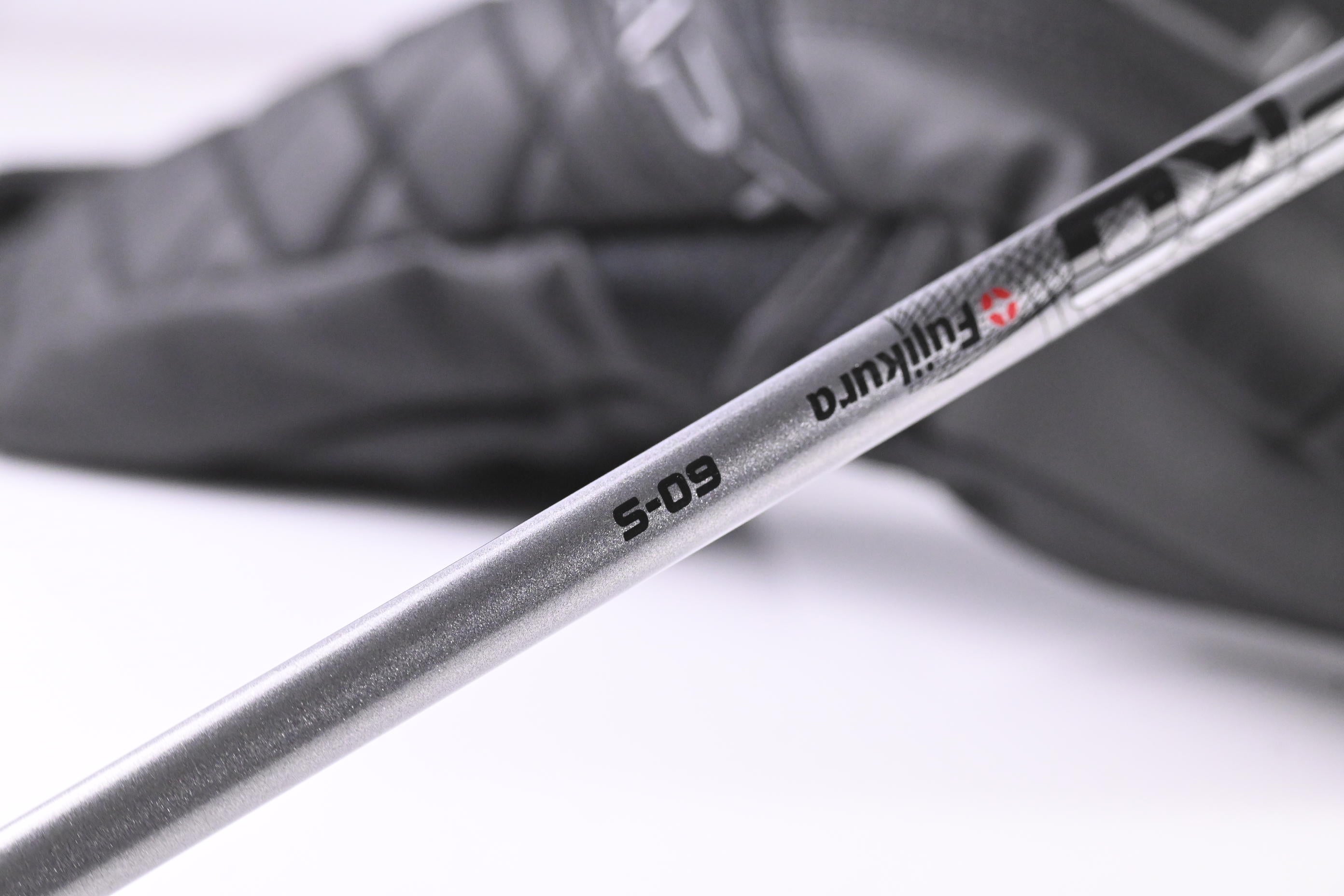 Cobra DS-Adapt LS Driver / 9 Degree / Stiff Flex Fujikura Pro 60 Shaft
