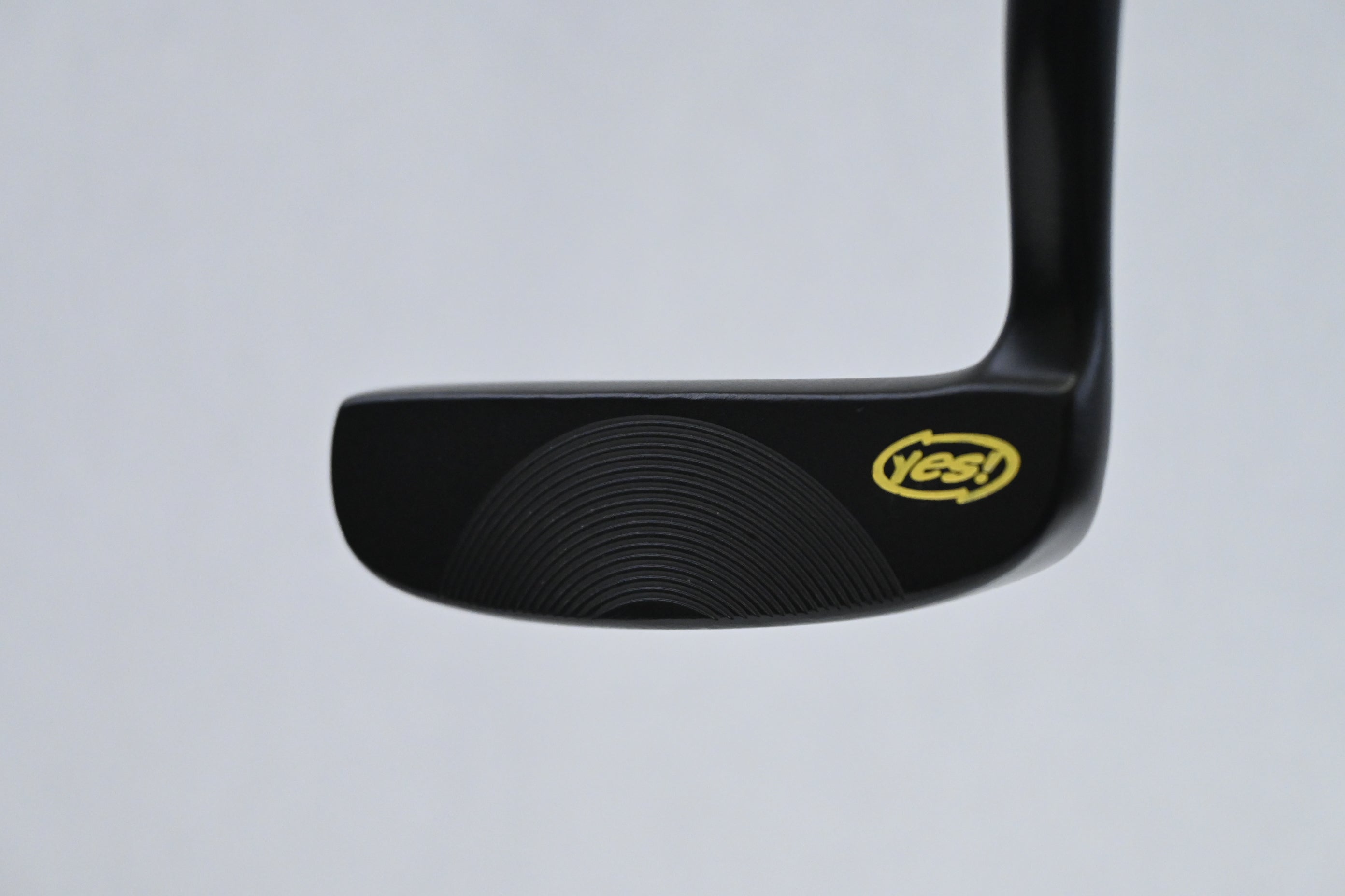 Yes! C-Groove Sophia Putter / 35 Inch