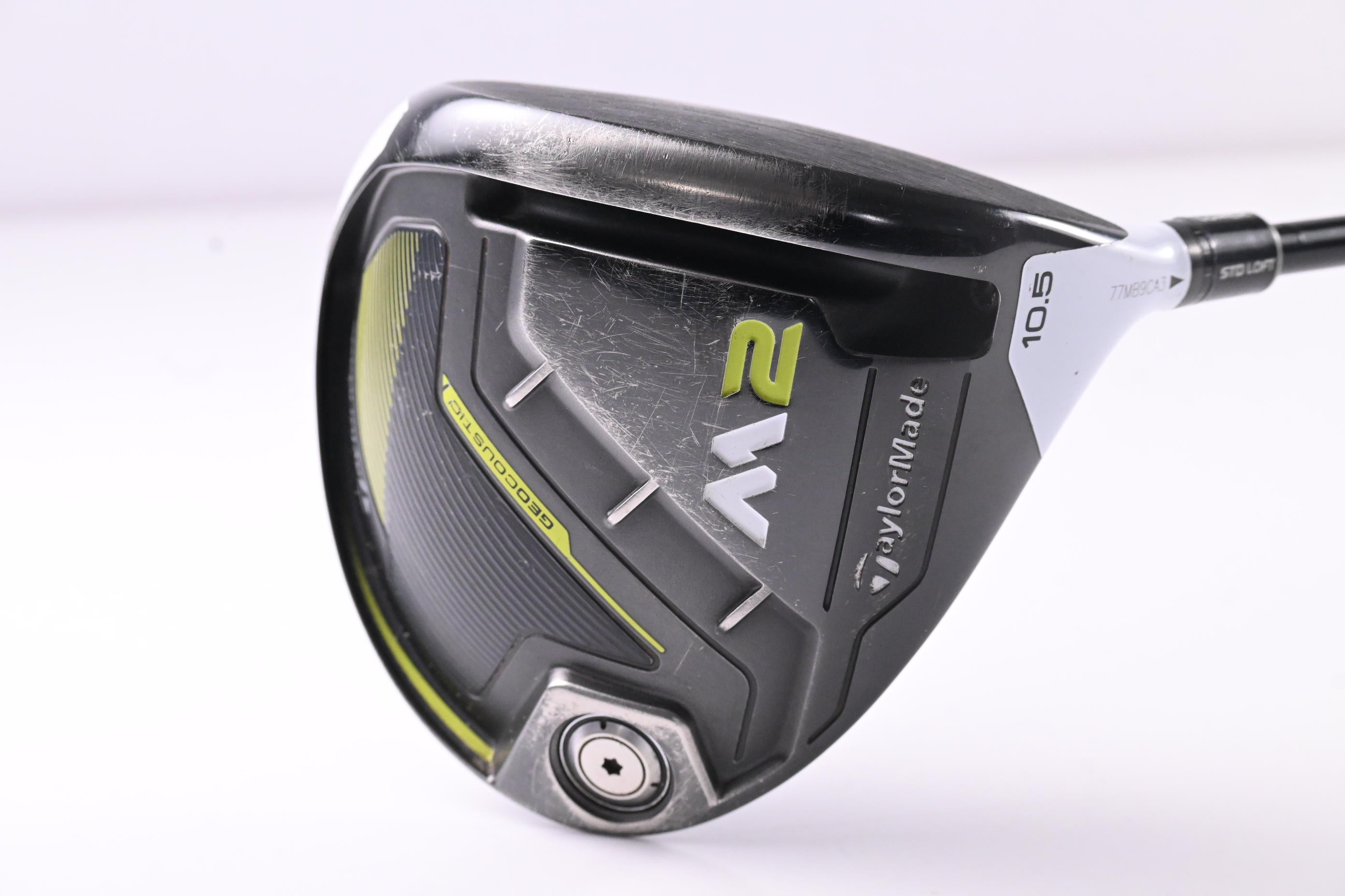 Taylormade M2 2017 Driver / 10.5 Degree / Regular Flex Taylormade Reax 65 Shaft