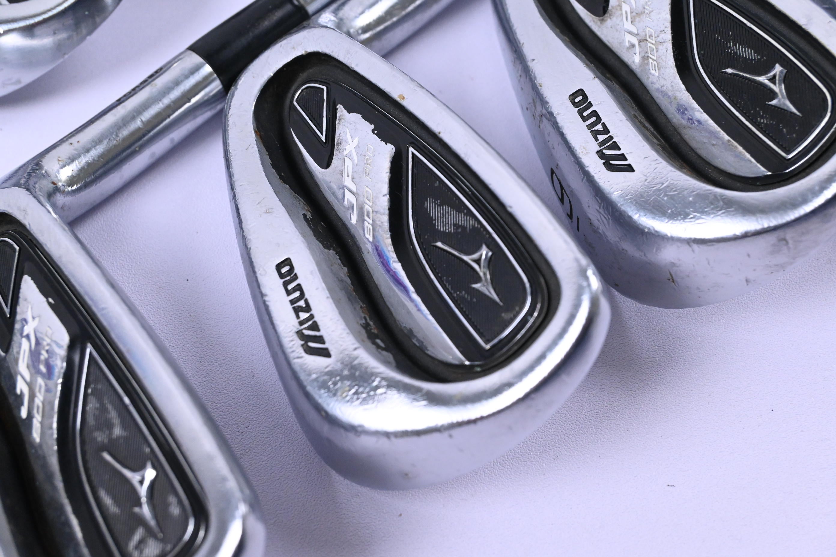 Mizuno JPX 800 Pro Irons / 4-PW / Regular Flex Dynalite Gold XP R300 Shafts
