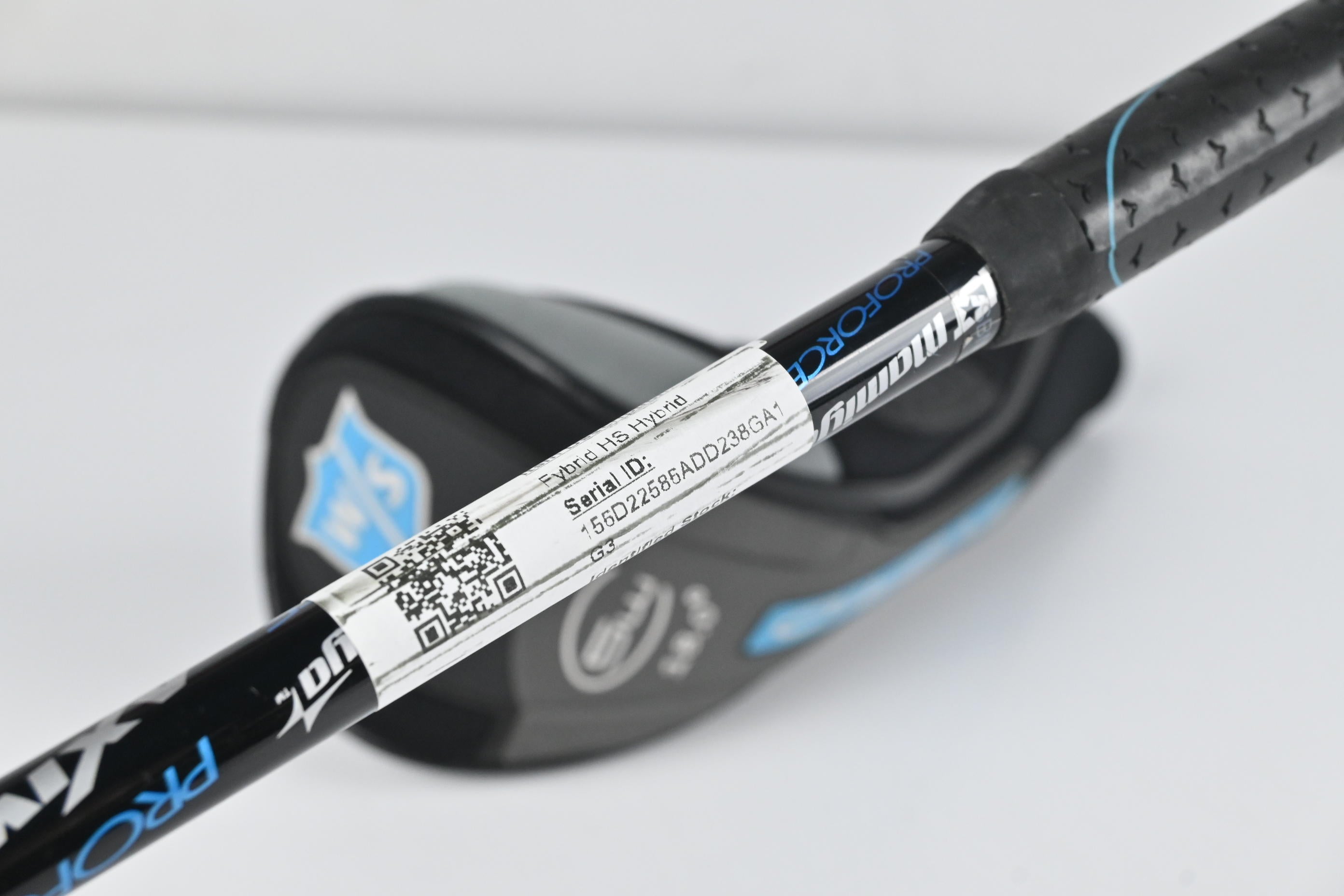 Ladies Wilson Staff Fybrid HS #5 Wood / 18 Degree / Ladies Flex UST AXIV Core