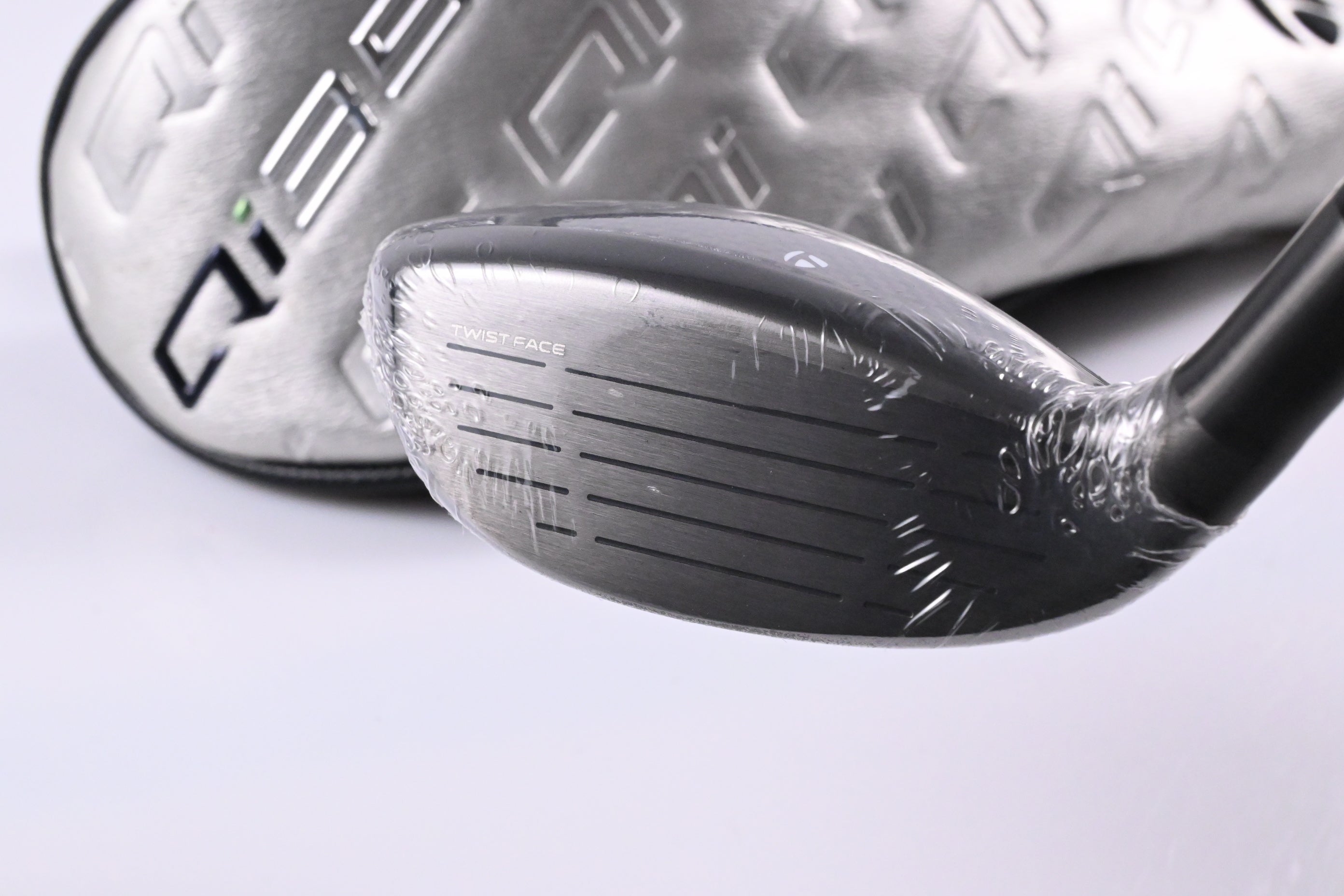 Taylormade Qi35 Max #4 Hybrid / 23 Degree / Regular Flex Air Speeder 50 Shaft