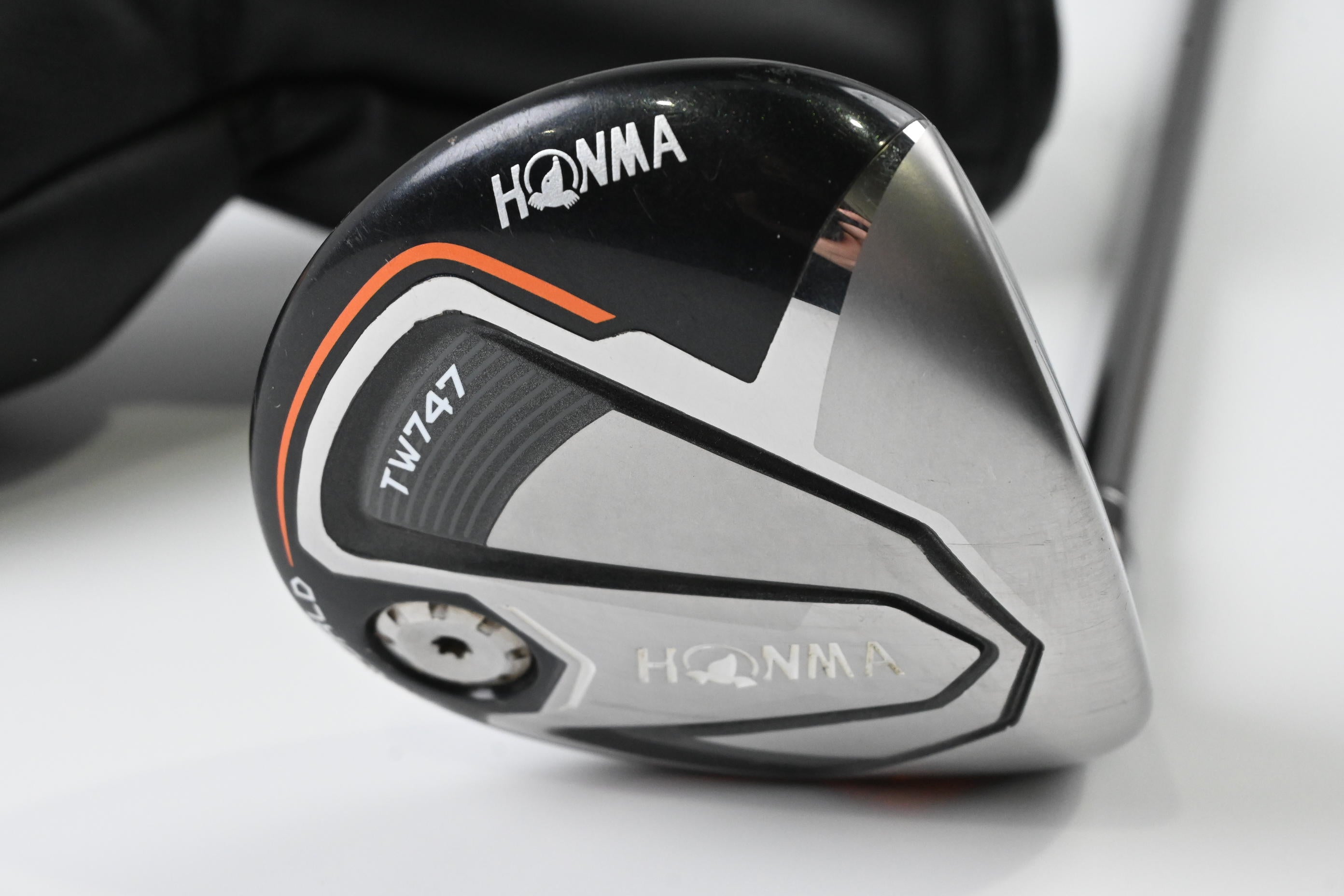 Honma TW747 #3 Wood / 16 Degree / Regular Flex Vizard 50 Shaft