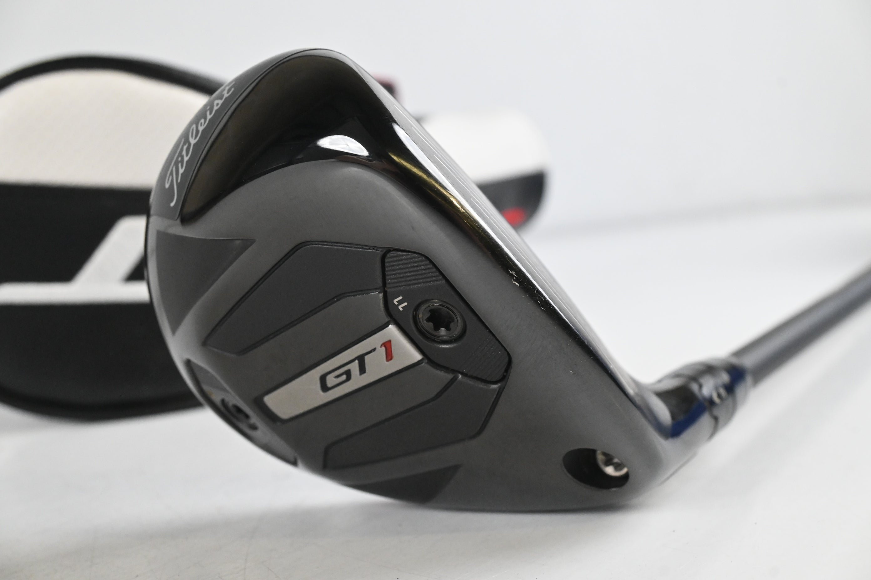 Titleist GT1 #6 Hybrid / 26 Degree / Stiff Flex Hzrdus Gen5 Black 80 Shaft