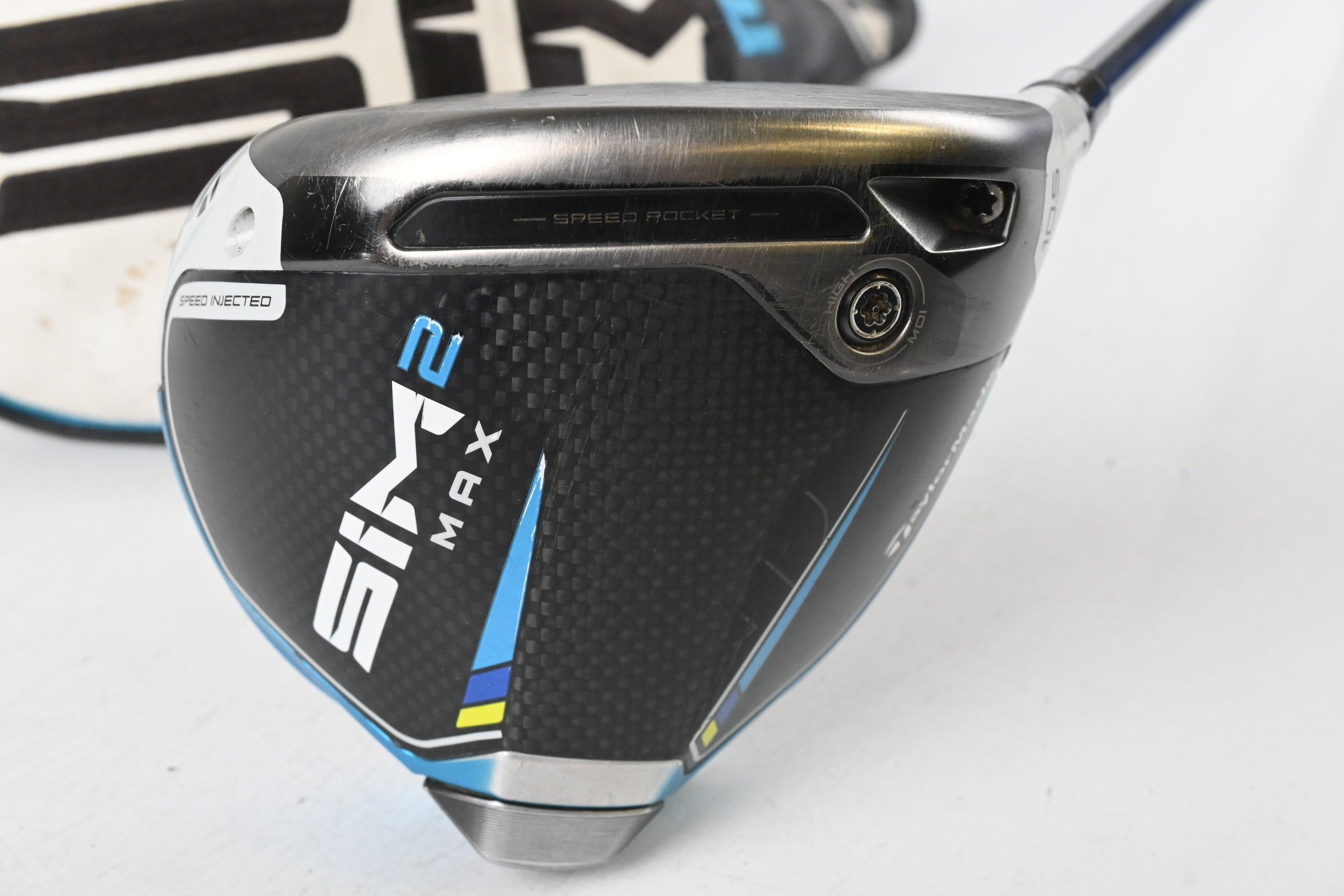 Taylormade SIM2 Max Driver / 10.5 Degree / Regular Flex Fujikura Ventus Blue 5 Shaft