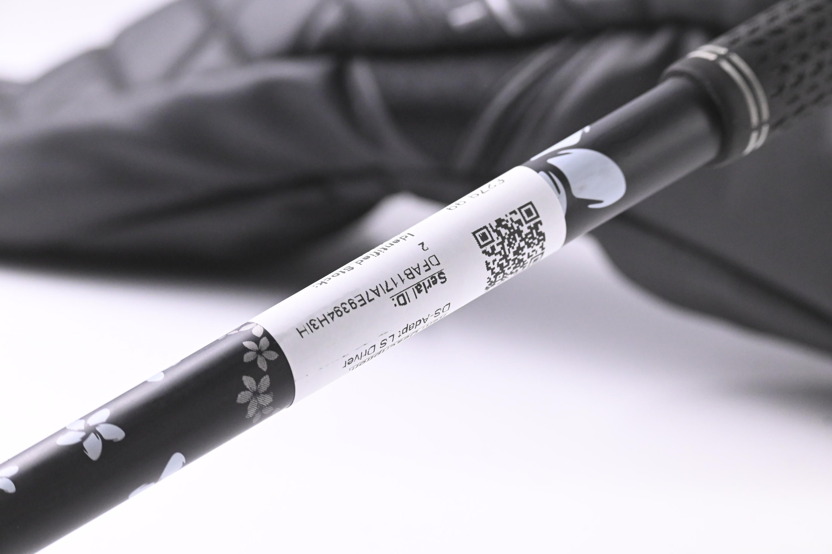 Cobra DS-Adapt LS Driver / 9 Degree / X-Flex Diamana White Board 63 Shaft