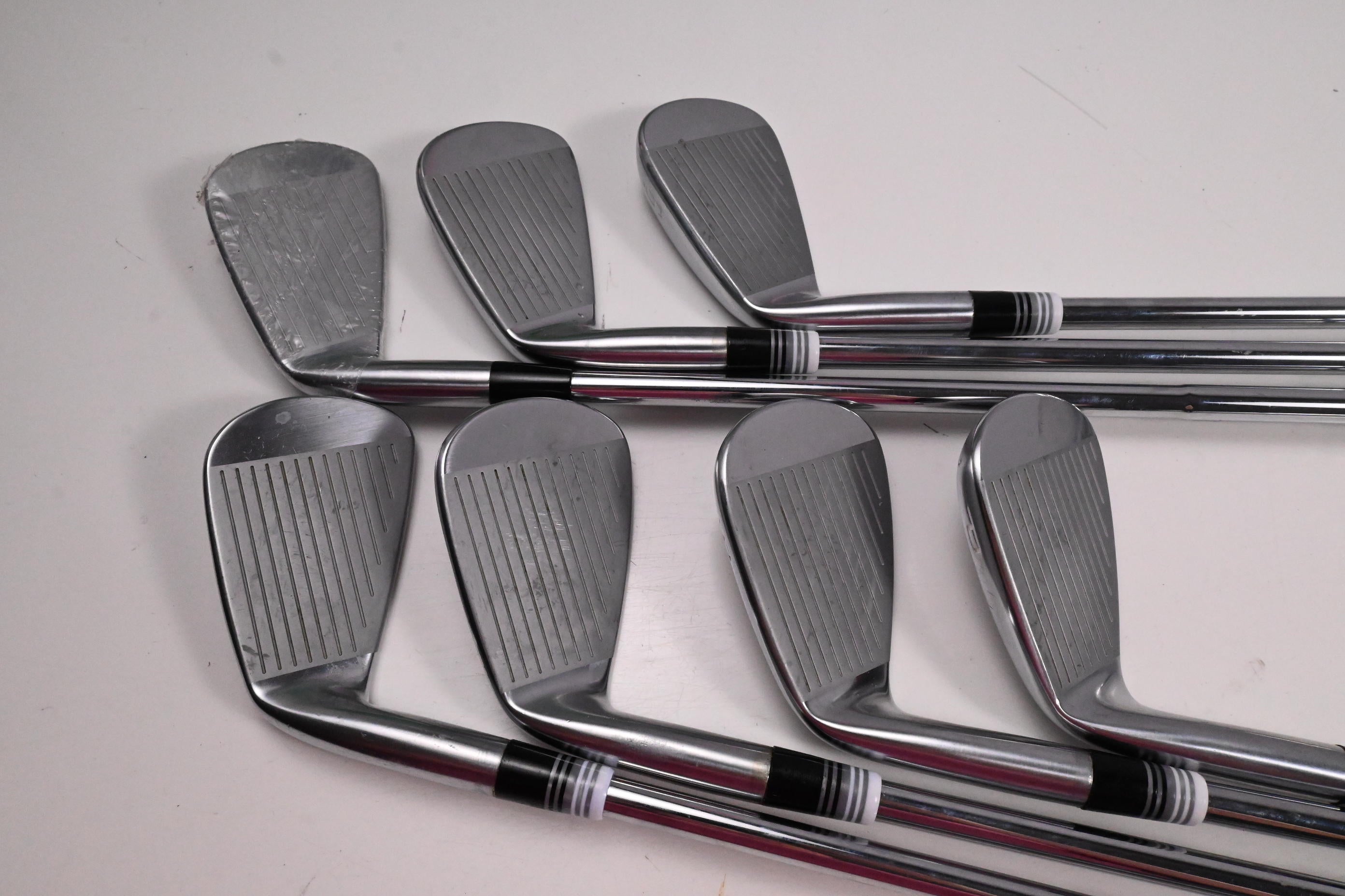 Mizuno Pro 243 Irons / 4-PW / Stiff Flex Dynamic Gold Mid 115 S300 Shafts