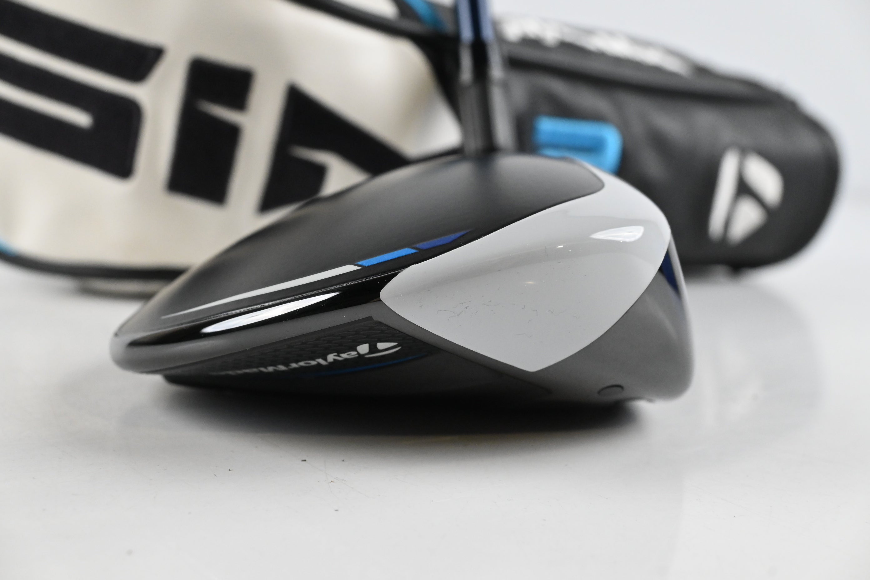 Taylormade SIM2 Max #3 Wood / 15 Degree / Regular Flex Fujikura Ventus Blue 5