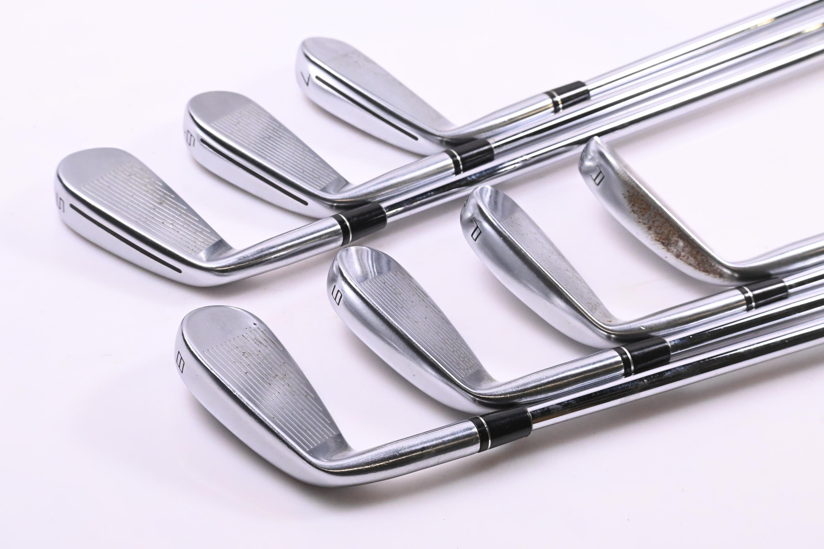 Taylormade P790 2017 Irons / 5-PW+GW / Regular Flex Dynamic Gold 105 R300