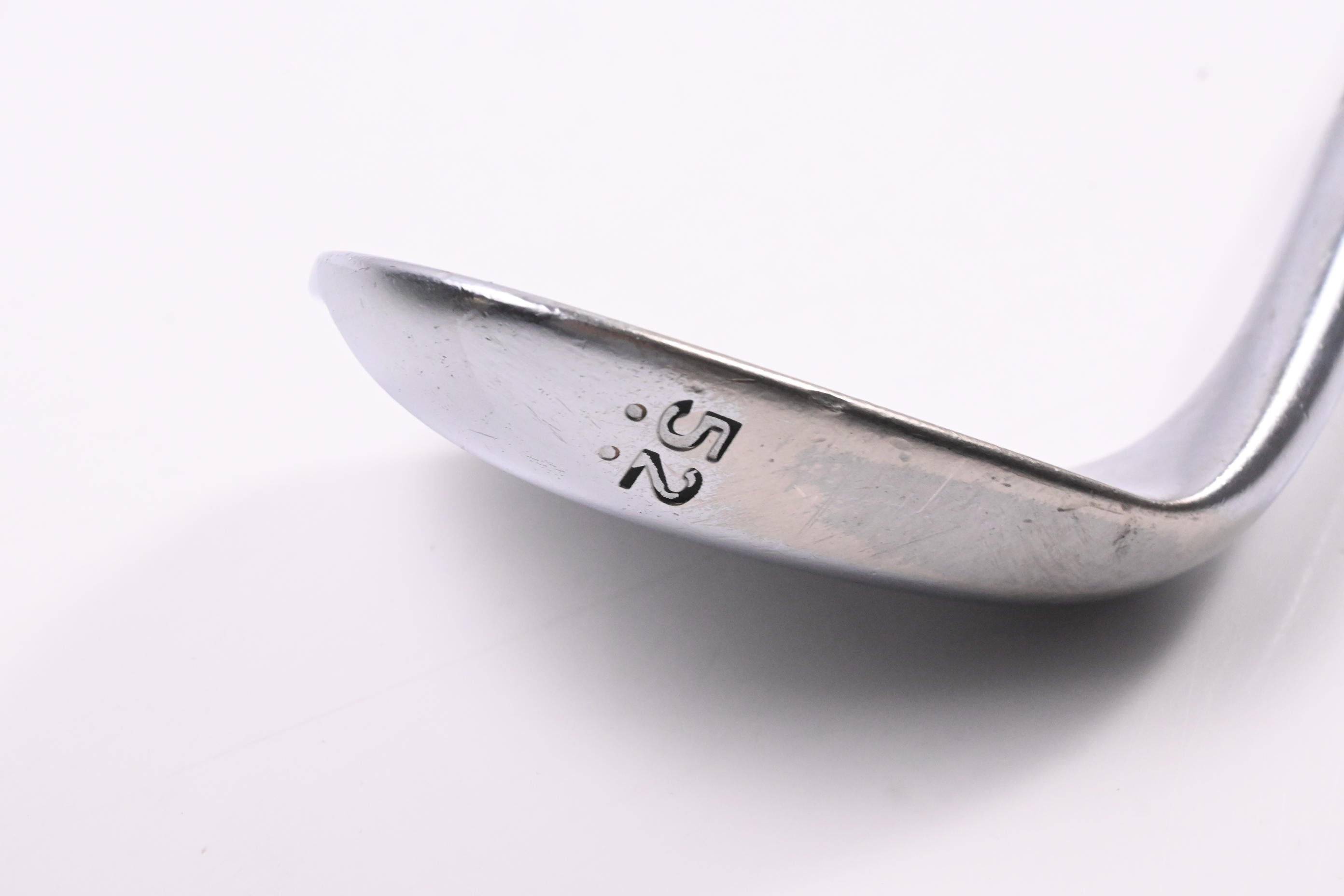 Cleveland 588 RTX 2.0 Gap Wedge / 52 Degree / Wedge Flex Dynamic Gold Shaft
