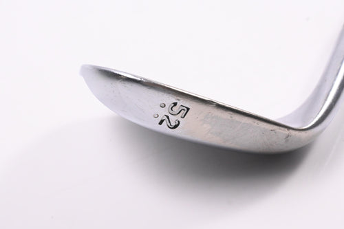 Cleveland 588 RTX 2.0 Gap Wedge / 52 Degree / Wedge Flex Dynamic Gold Shaft
