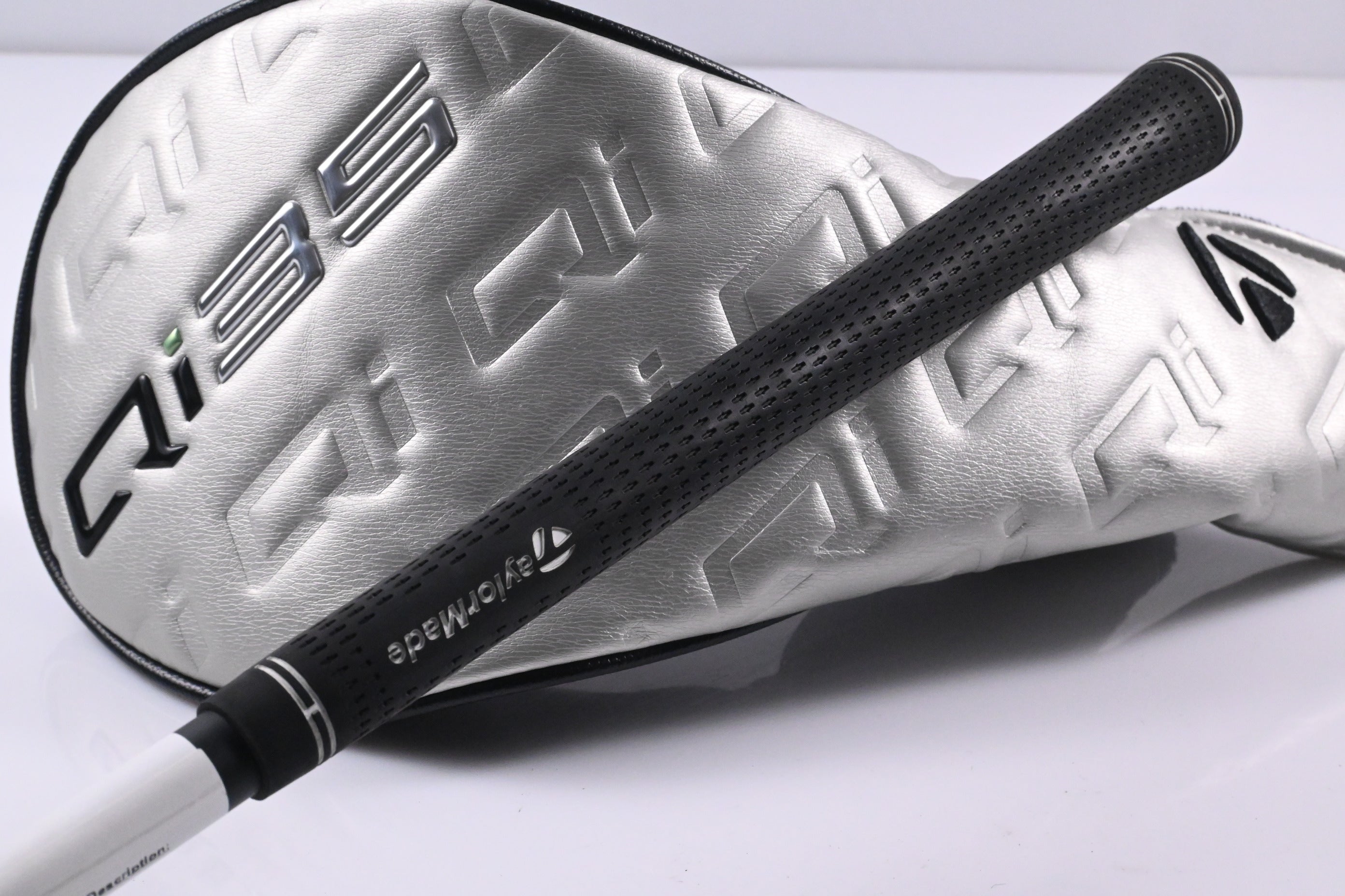 Taylormade Qi35 Driver / 10.5 Degree / Stiff Flex Kai'li CB Blue 60 Shaft