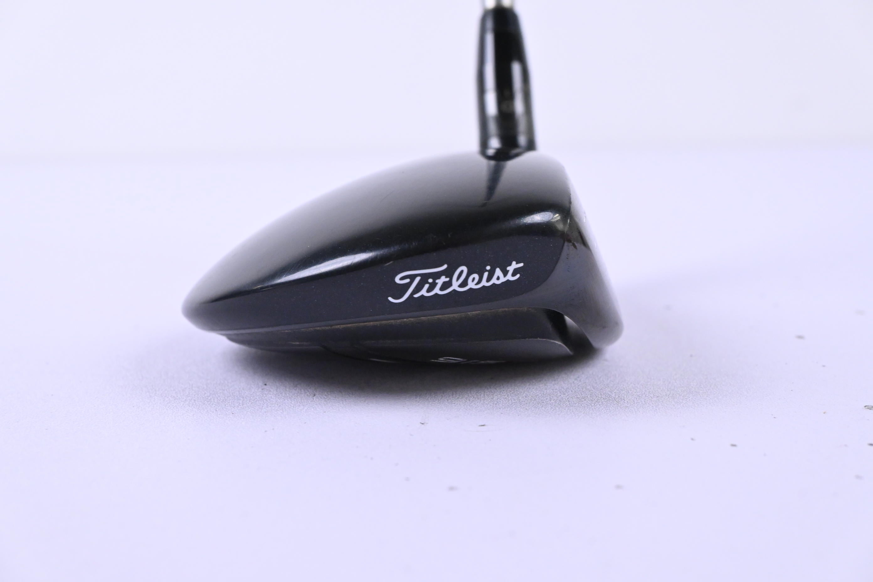 Titleist 915 F #5 Wood / 18 Degree / Regular Flex Diamana M+ 60 Shaft