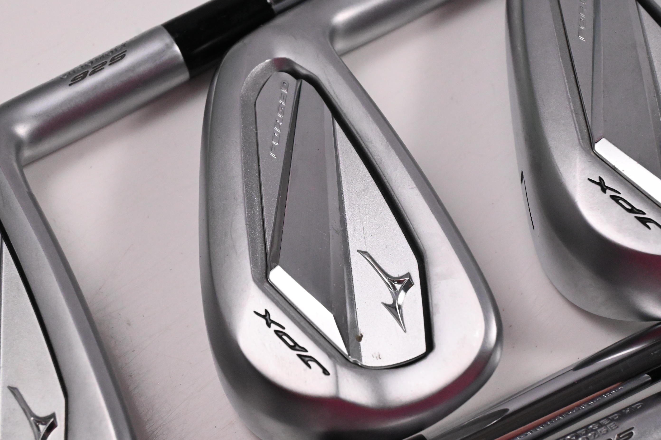 Mizuno JPX 925 Forged Irons / 5-PW+GW / Regular Flex N.S.Pro Modus3 Tour 105