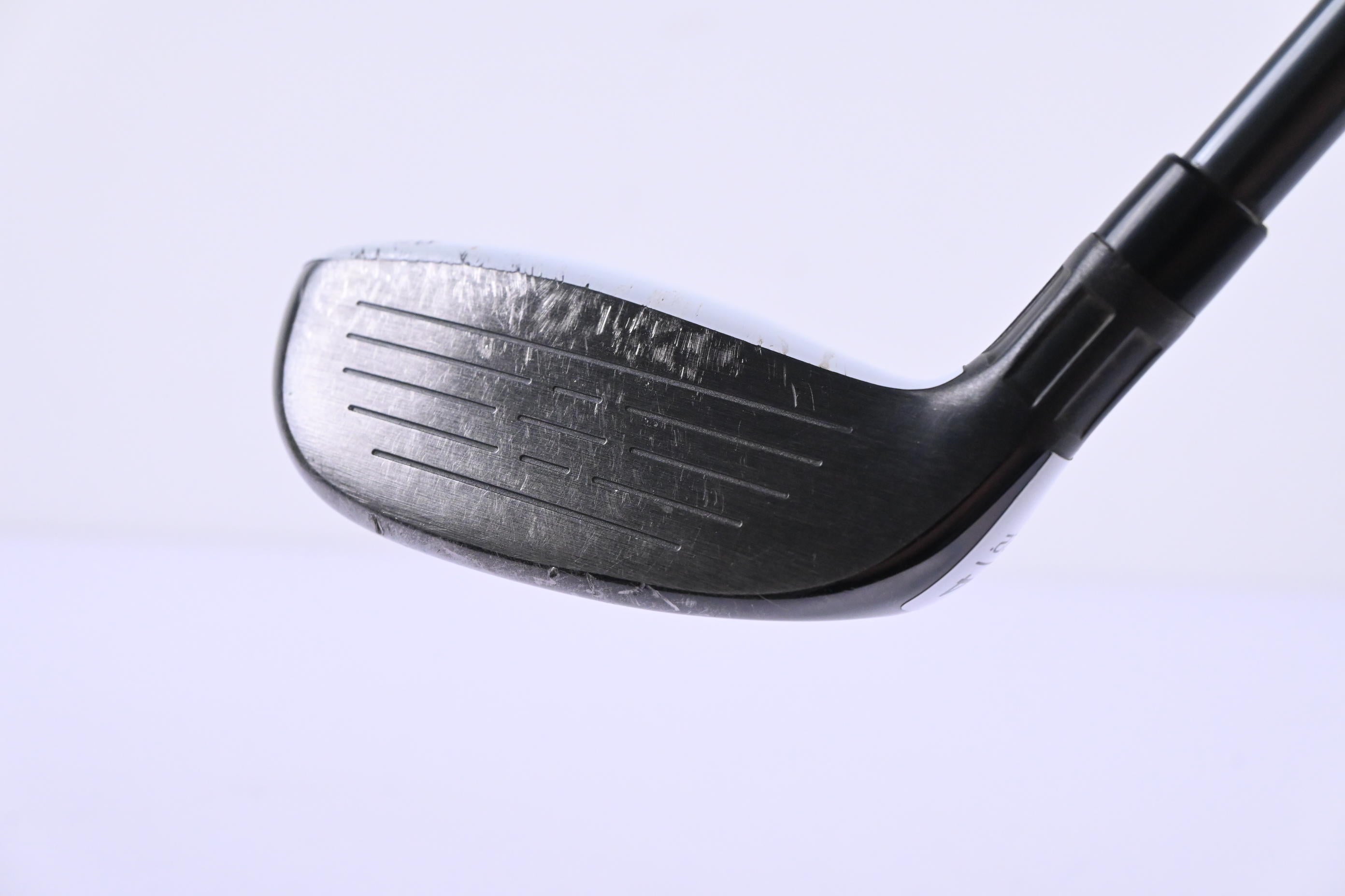 Taylormade M2 2017 #4 Hybrid / 22 Degree / Regular Flex REAX M2 65 Shaft