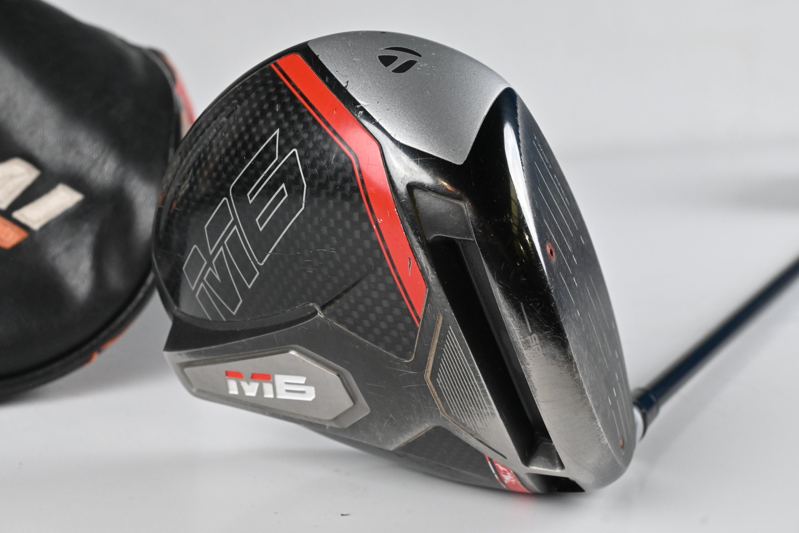 Taylormade M6 Driver / 10.5 Degree / Stiff Flex Fujikura Atmos Black 6 Shaft