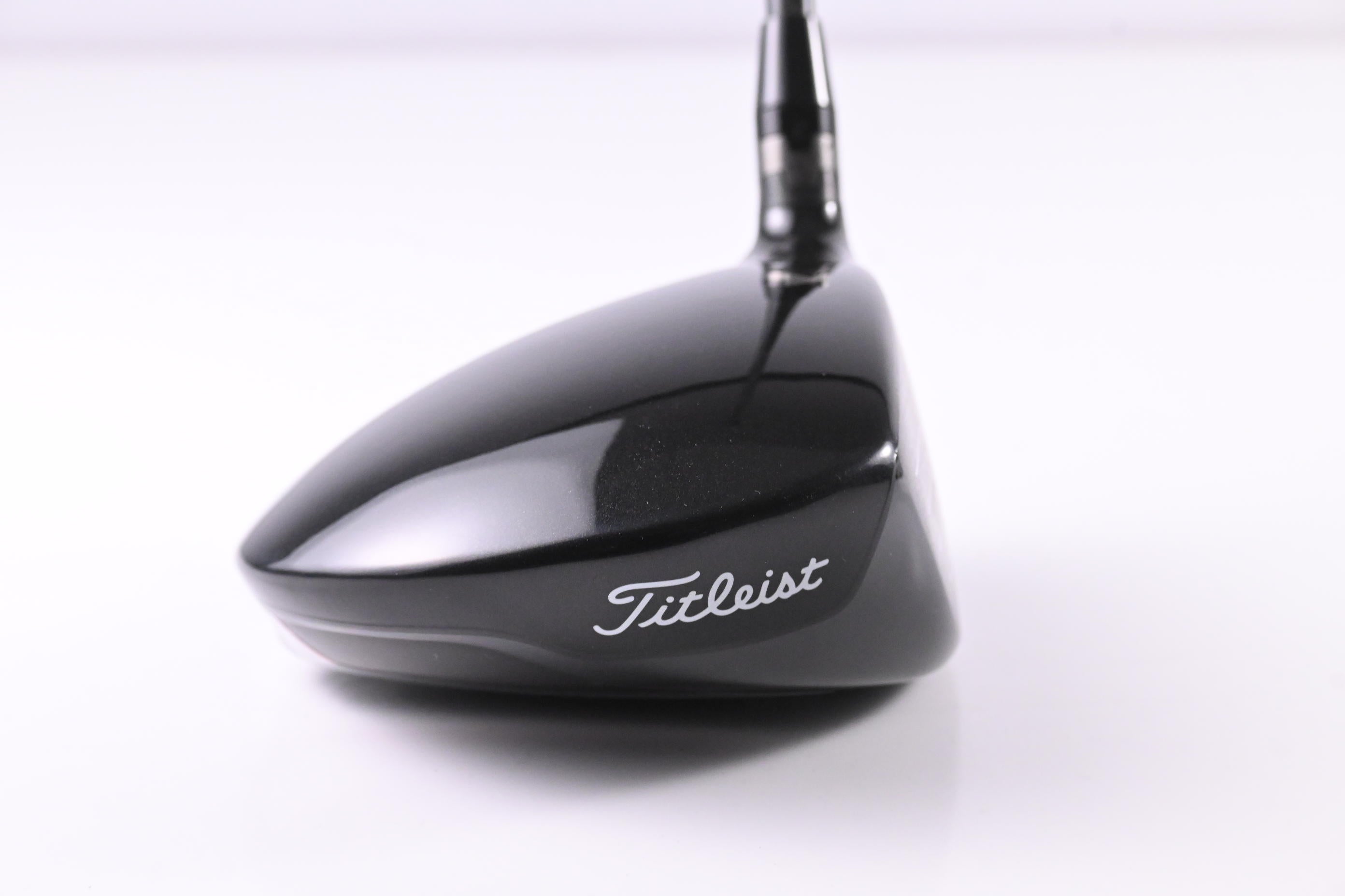 Titleist 913 D3 Driver / 9.5 Degree / Stiff Flex Aldila RIP Phenom 70 Shaft