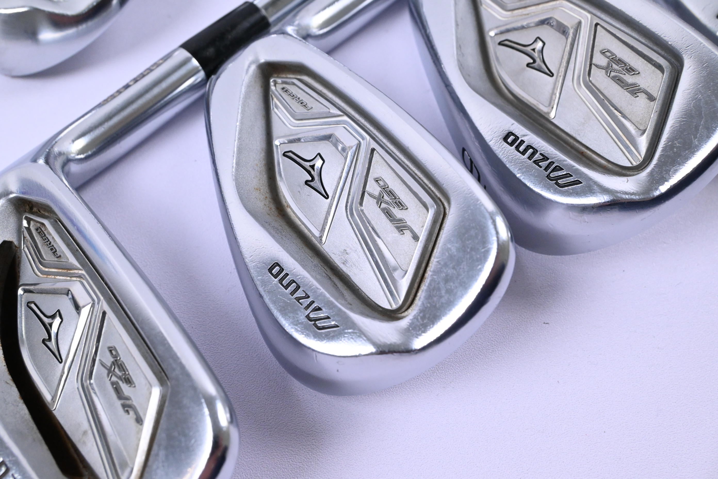 Mizuno JPX 850 Forged Irons / 4-PW / Regular Flex True Temper XP 115 Shafts