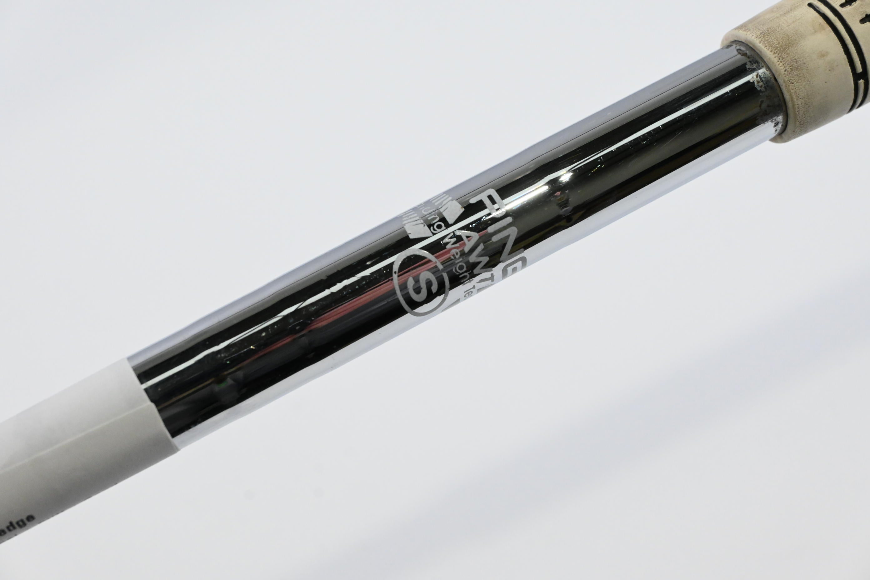 Ping Tour-W Gap Wedge / 52 Degree / Black Dot / Stiff Flex Ping AWT Shaft